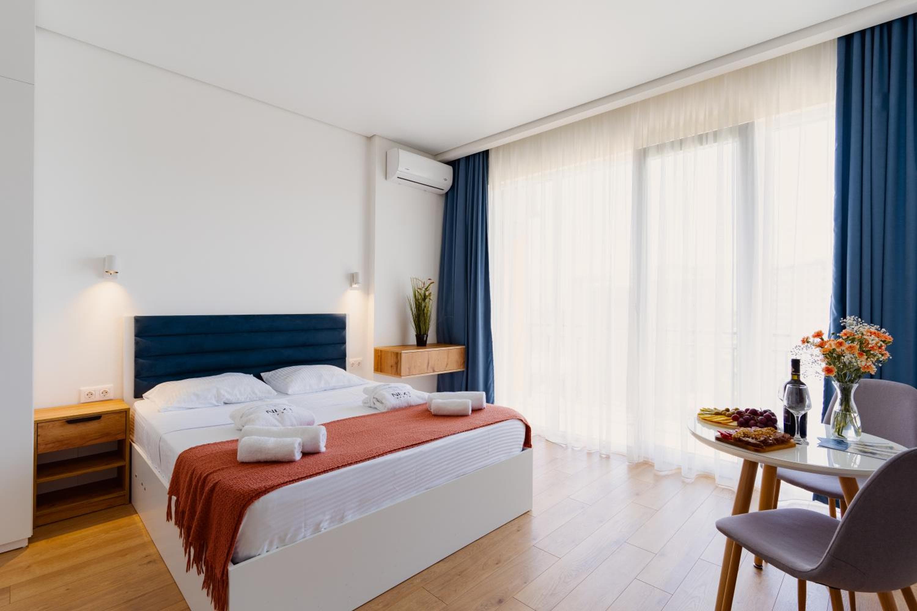 Next Orange Aparthotel OFFICIAL, Batumi, photo 4