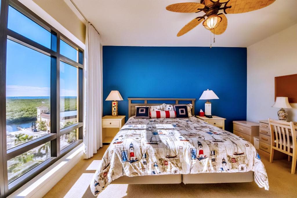 Vista Del Mar at Cape Harbour Marina, 10th Floor Luxury Condo, King Bed, Views!, Cape Coral, photo 3