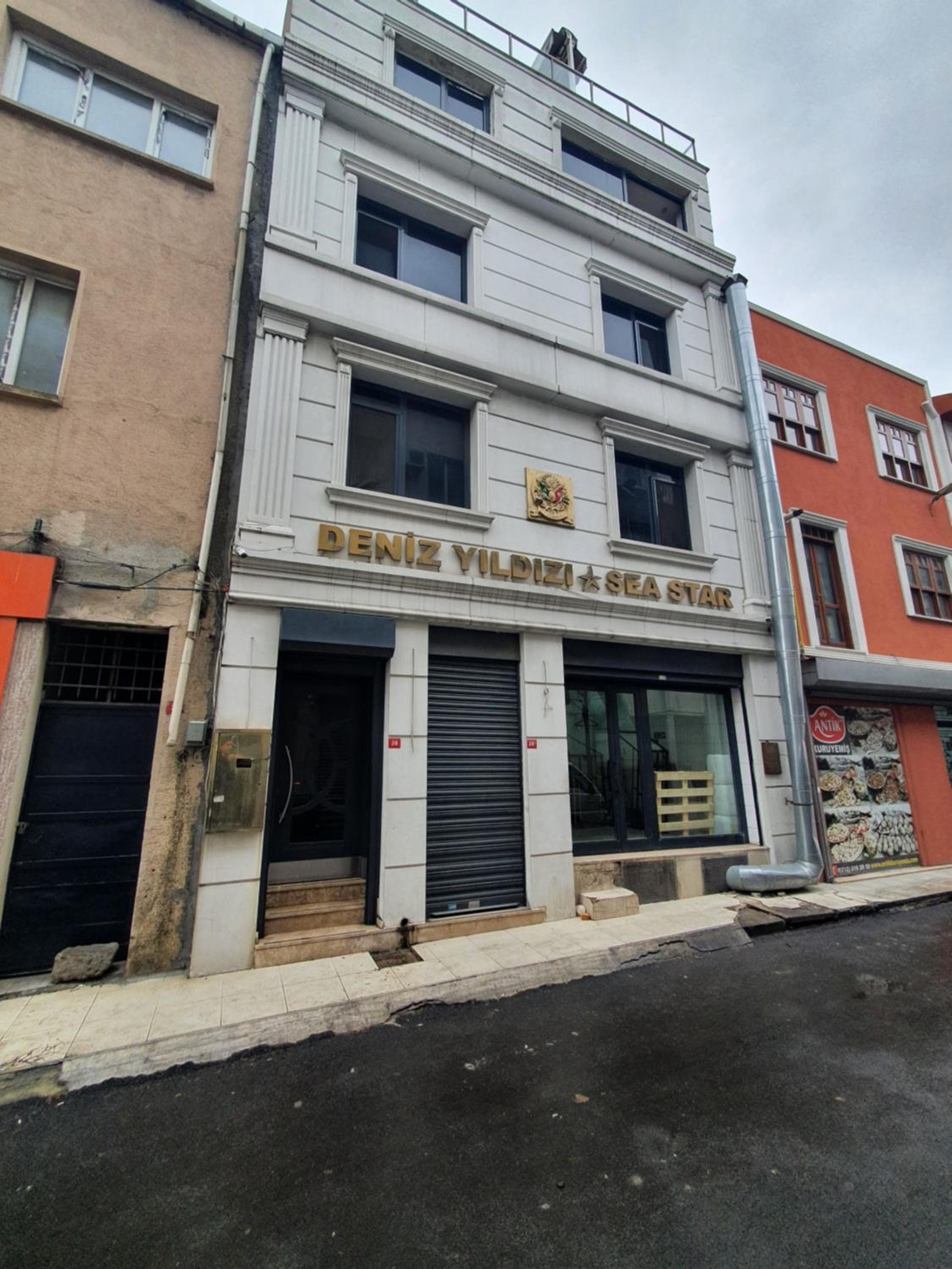 sea star duran apart, Istanbul