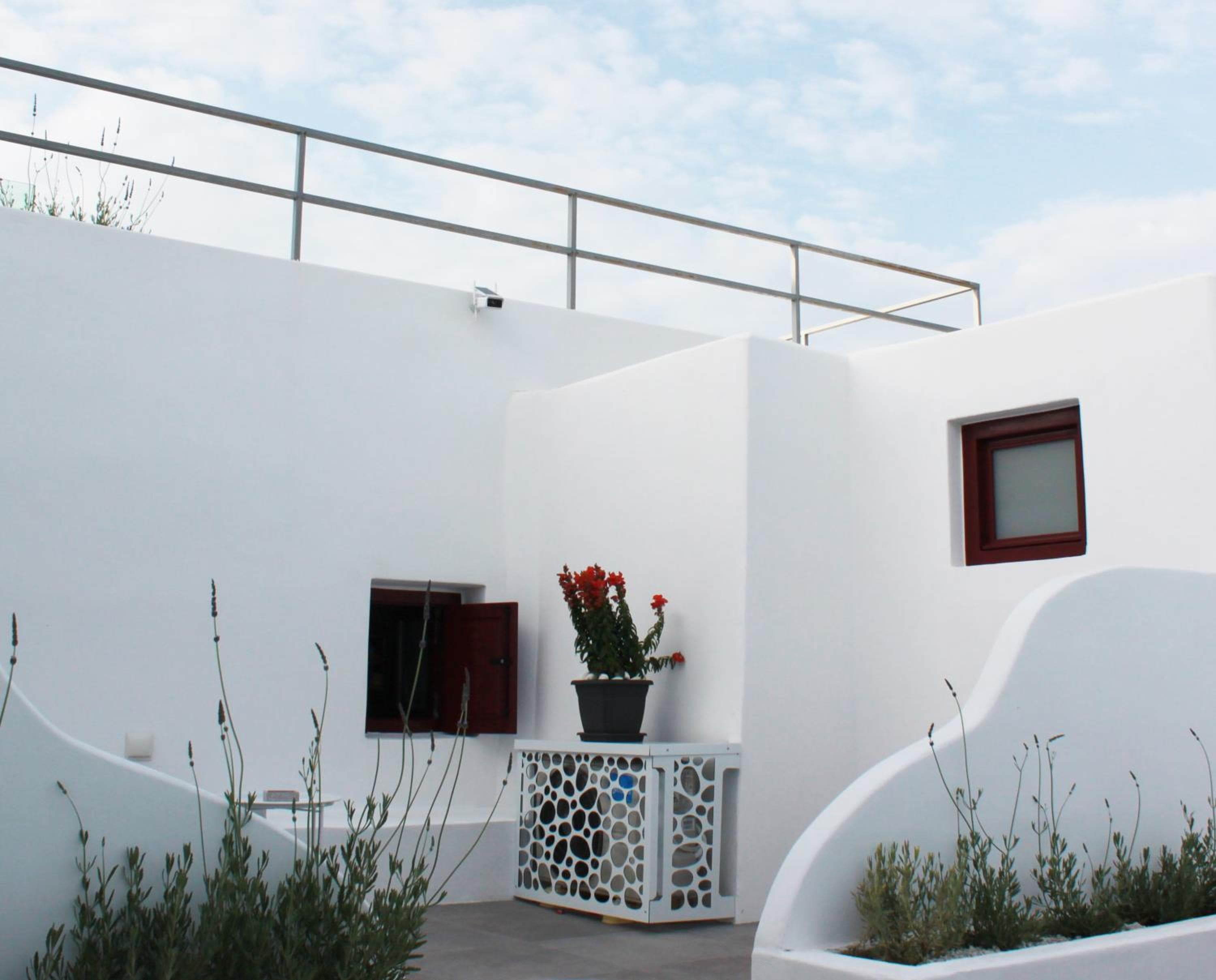 OUTOPOIA CAVE STUDIOS, Oia, photo 6