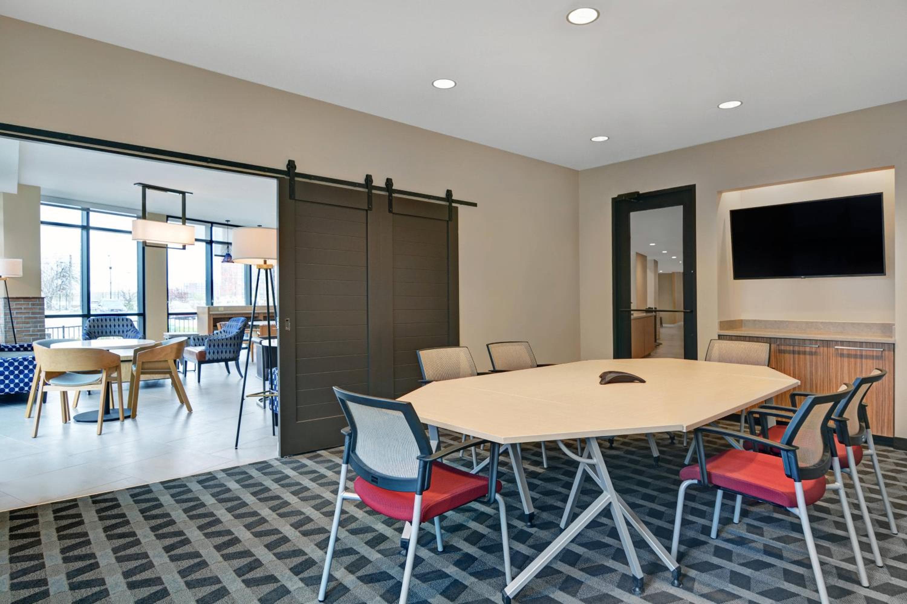 TownePlace Suites by Marriott Indianapolis Downtown, Indianapolis, photo 4