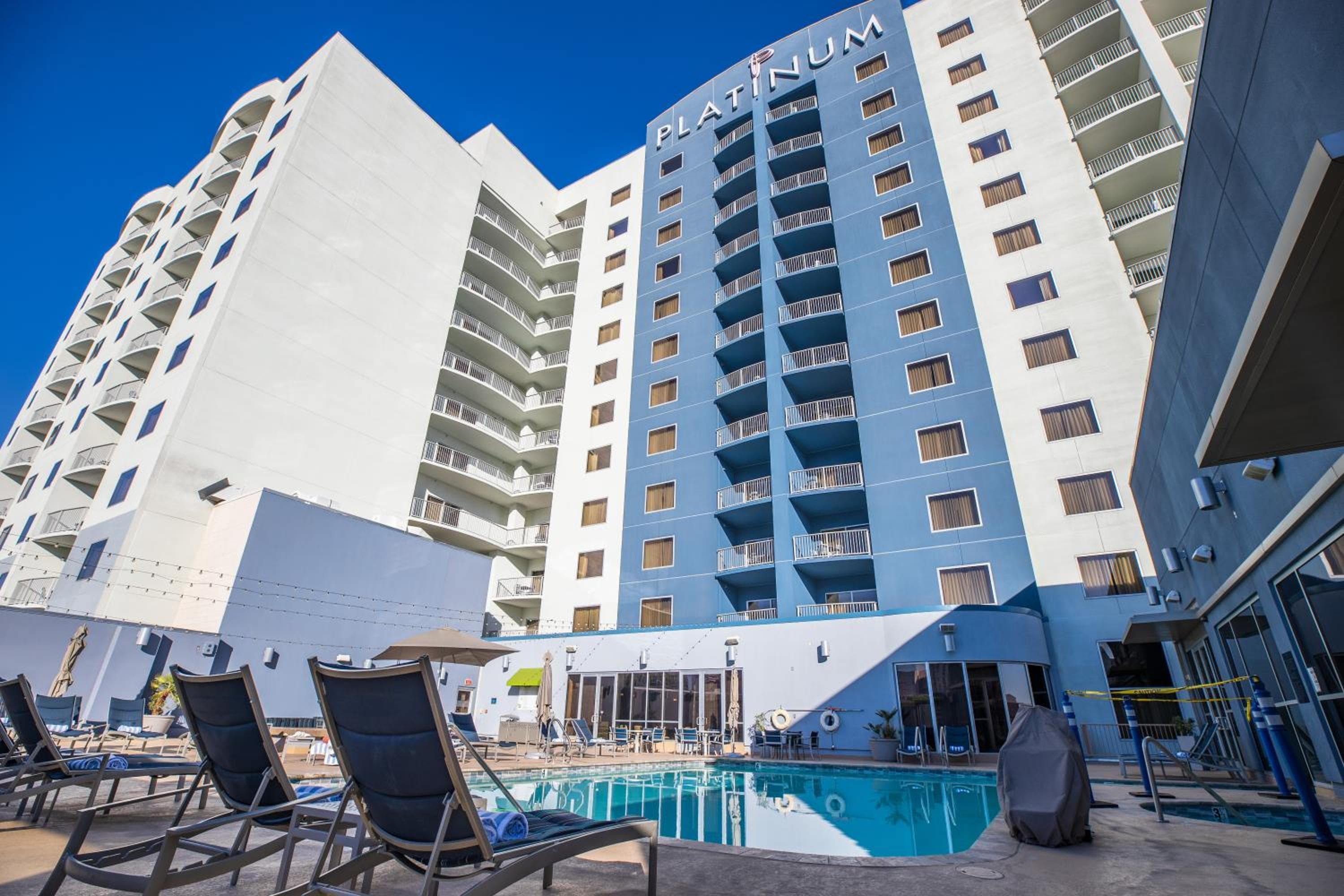 2100 SqFt Penthouse Suite W/ Strip Views! POOL GYM, Las Vegas