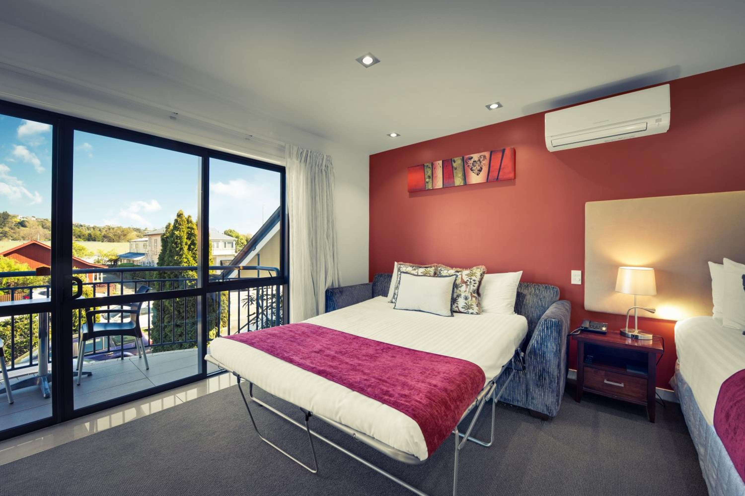 Delorenzo Studio Apartments, Nelson, photo 5
