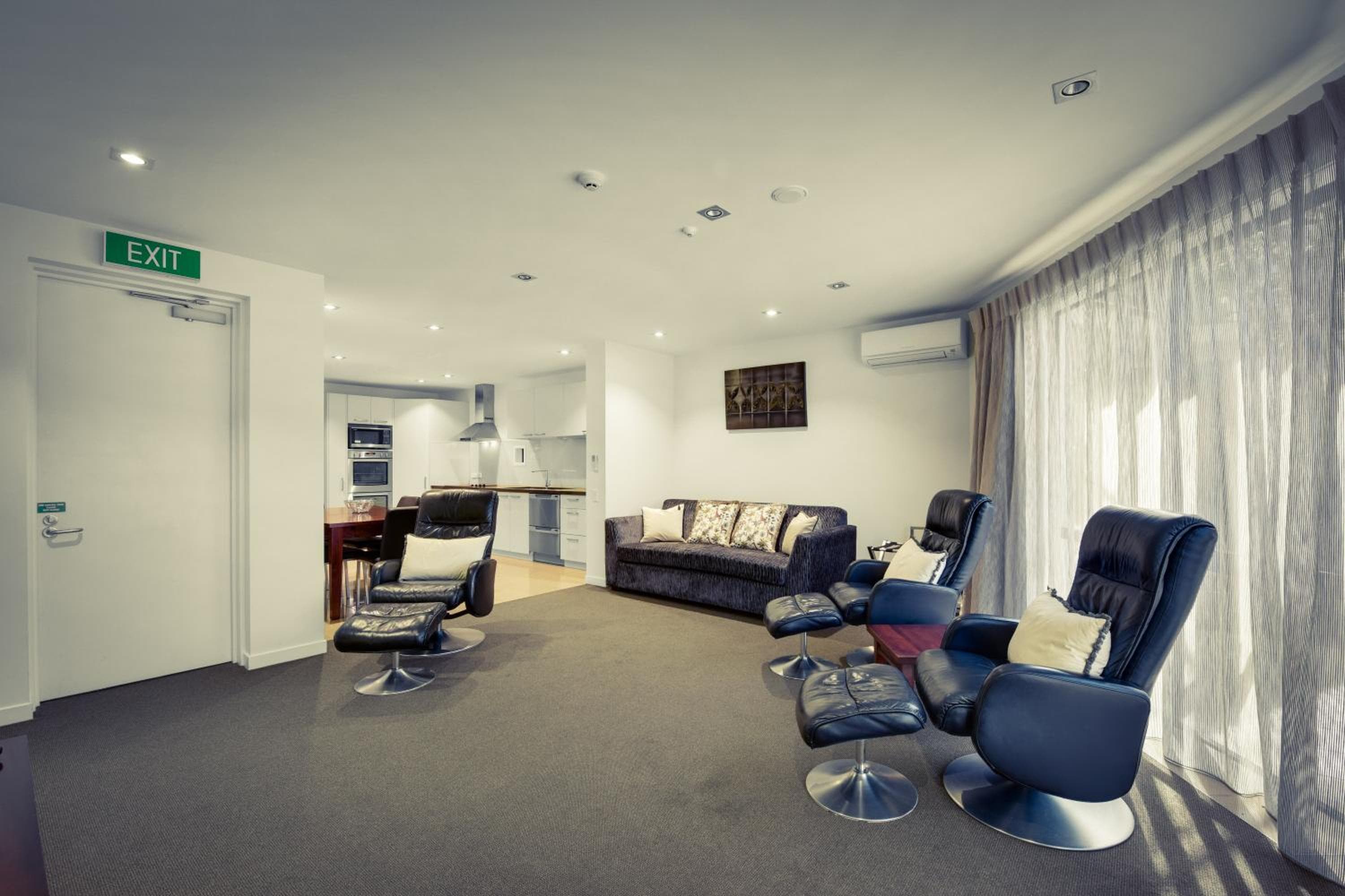 Delorenzo Studio Apartments, Nelson, photo 6
