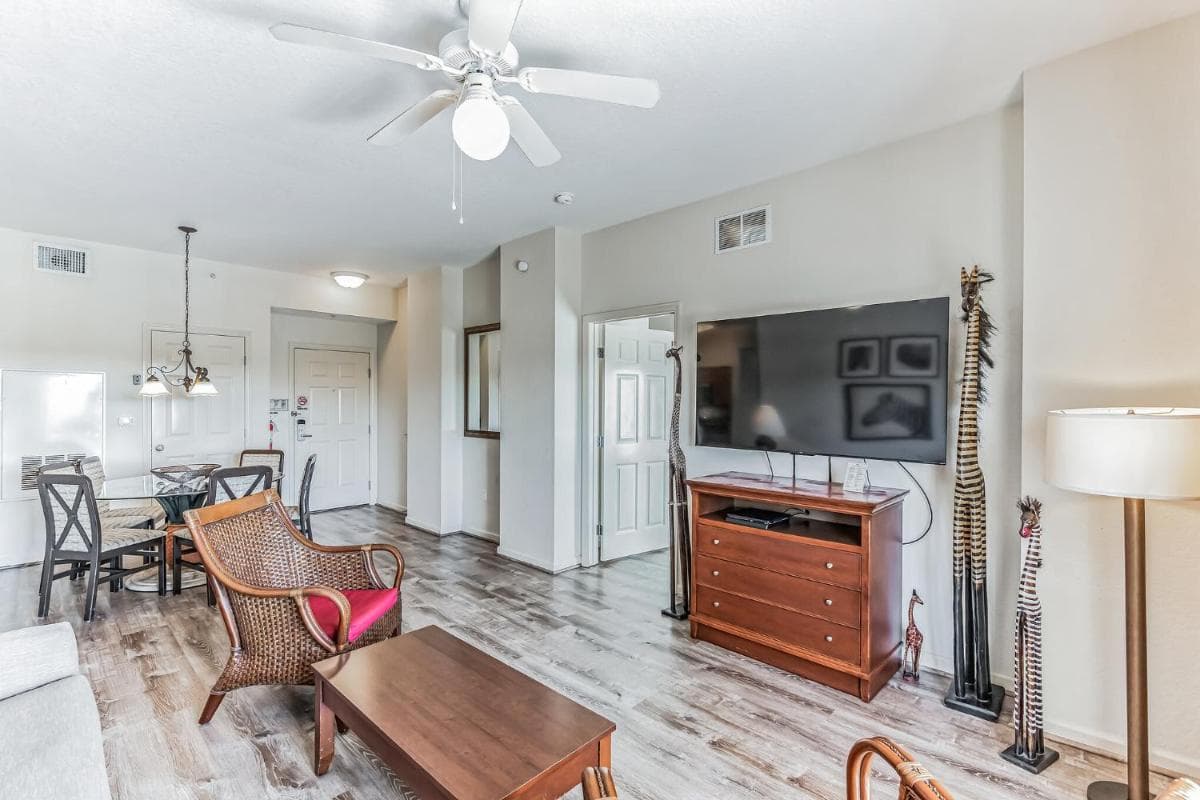Pirate Ship Resort Condo, Orlando