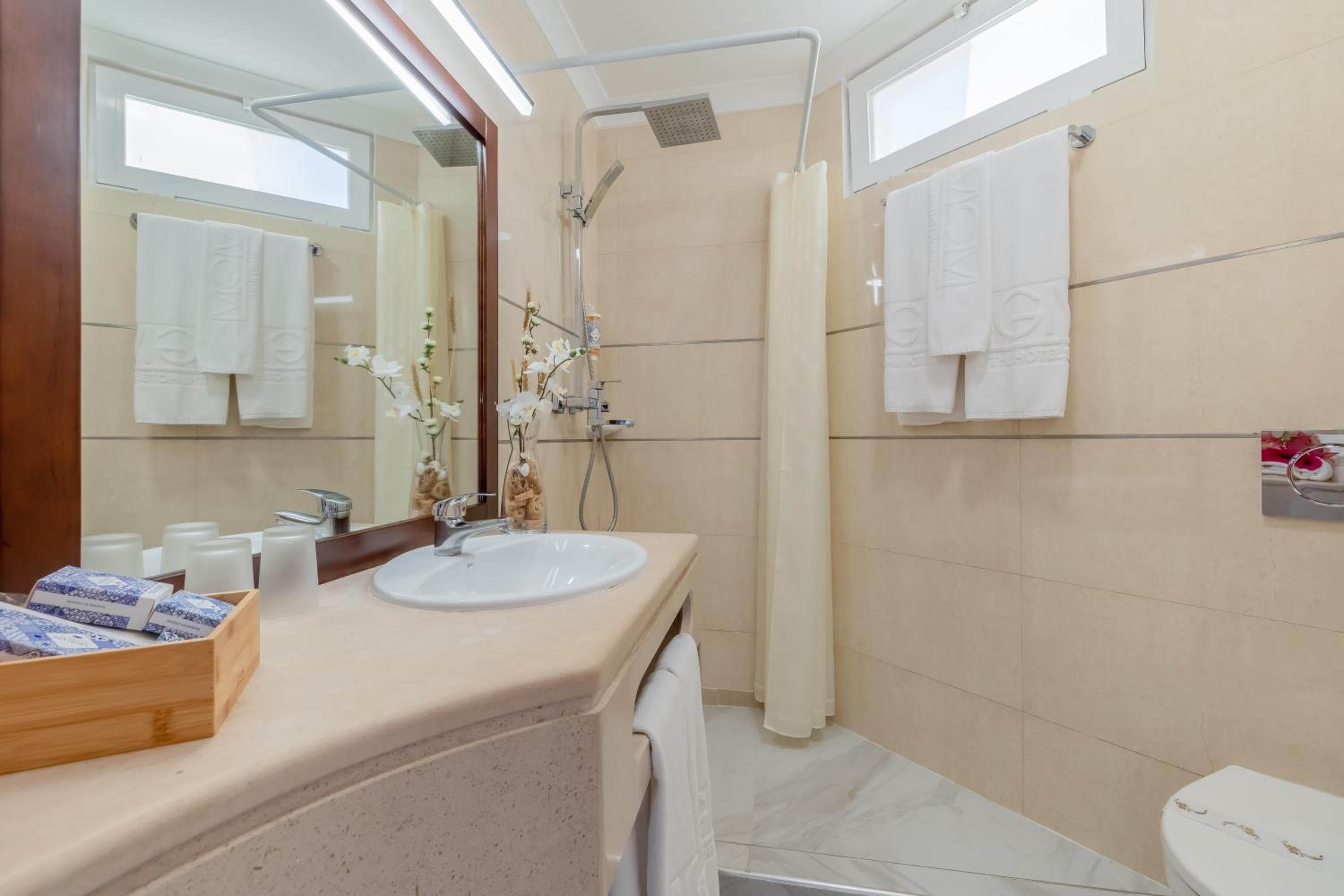 Monicca Collection Suites and Residences, Albufeira, photo 3