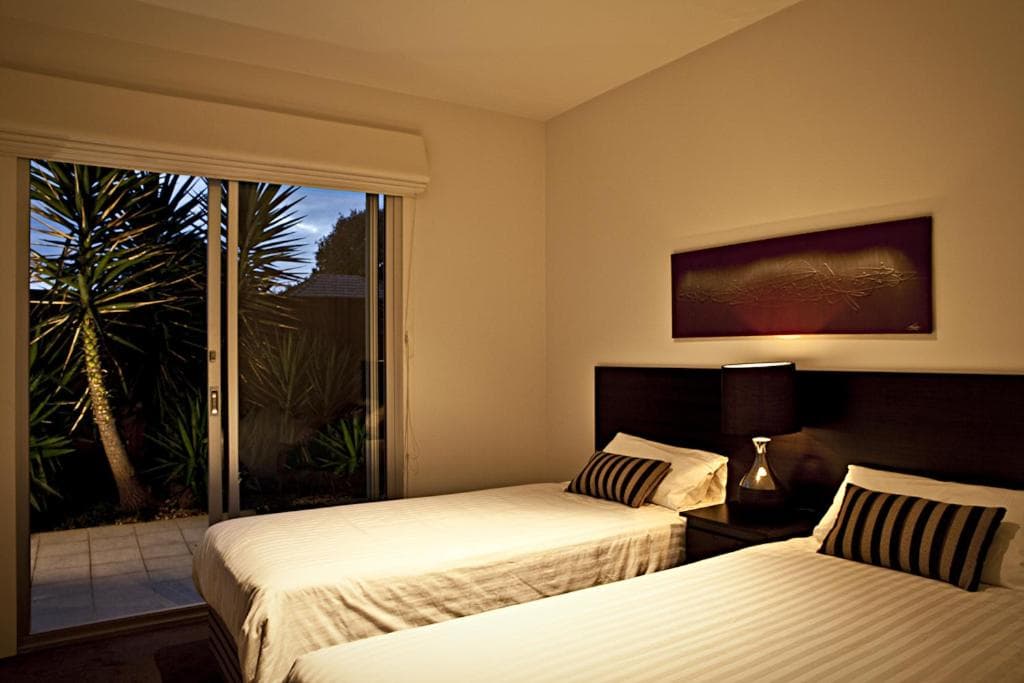 Brighton Bay Apartments, Melbourne, photo 4
