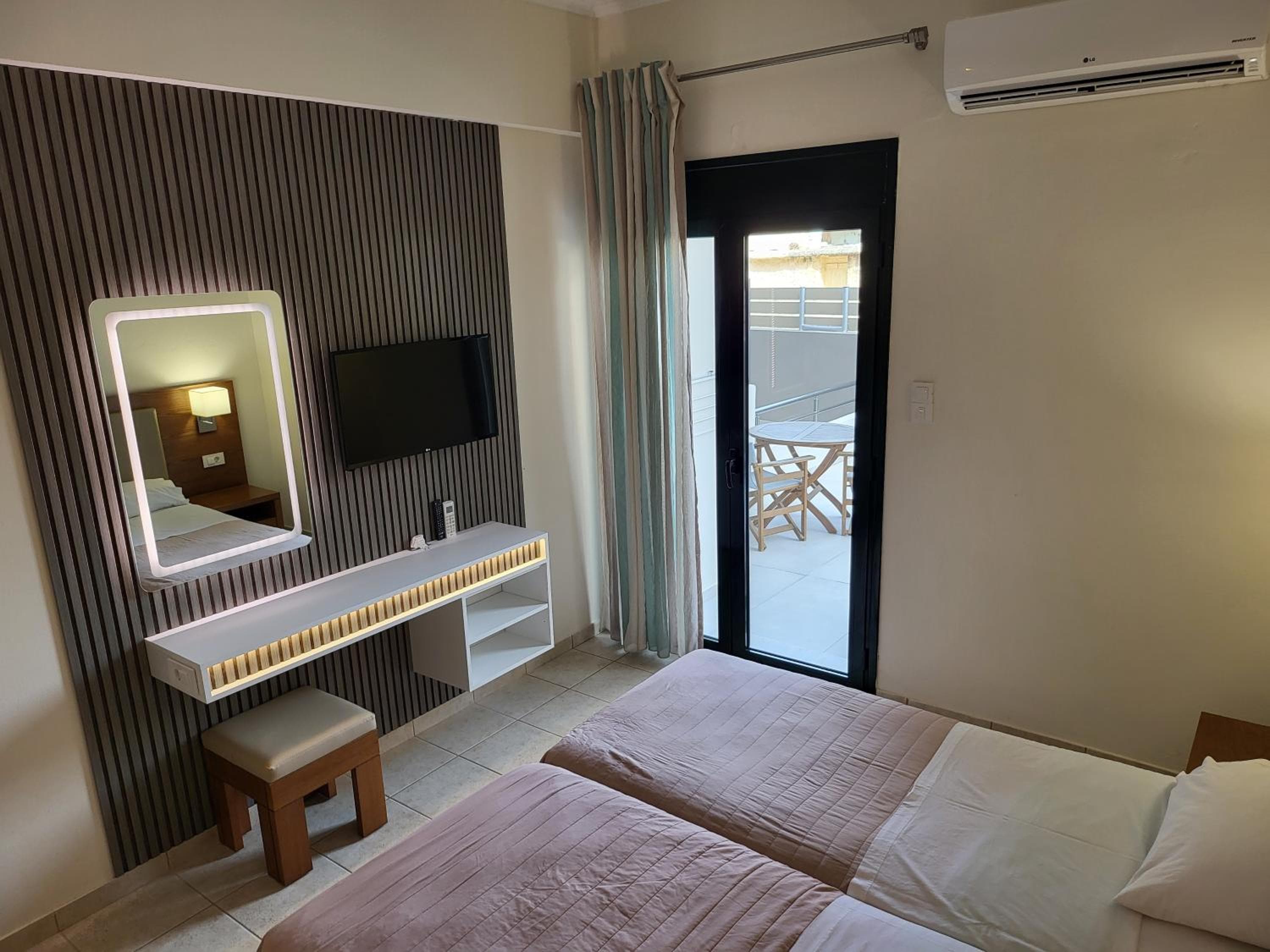 Christina Beach Hotel, Kissamos, photo 6