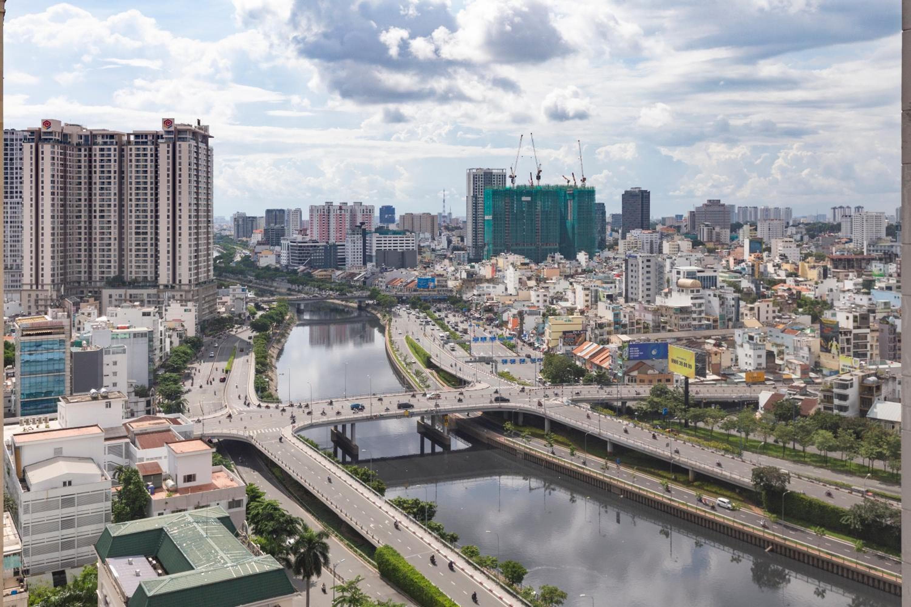 MH Apartment- Tresor- spacious and cozy center D4, Ho Chi Minh City