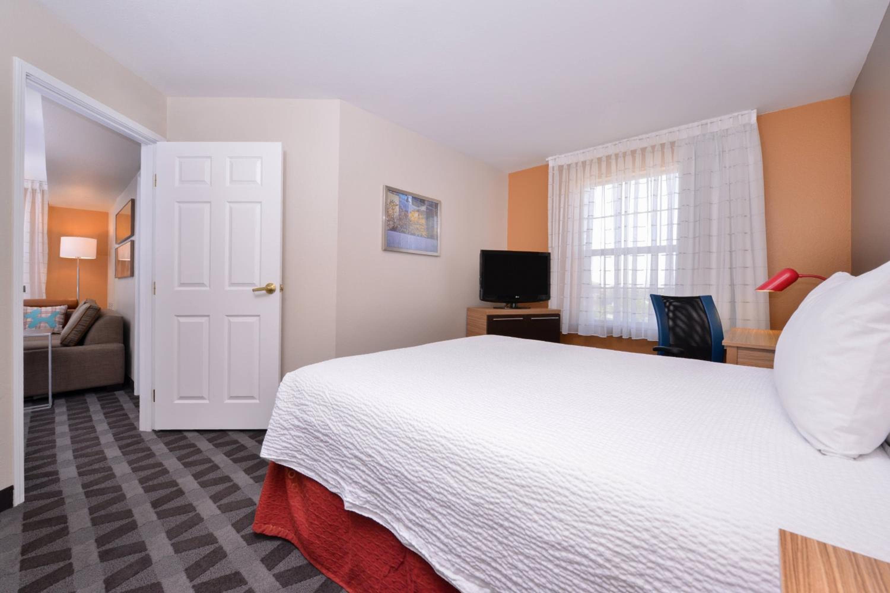 TownePlace Suites by Marriott Ontario Airport, Rancho Cucamonga, photo 6