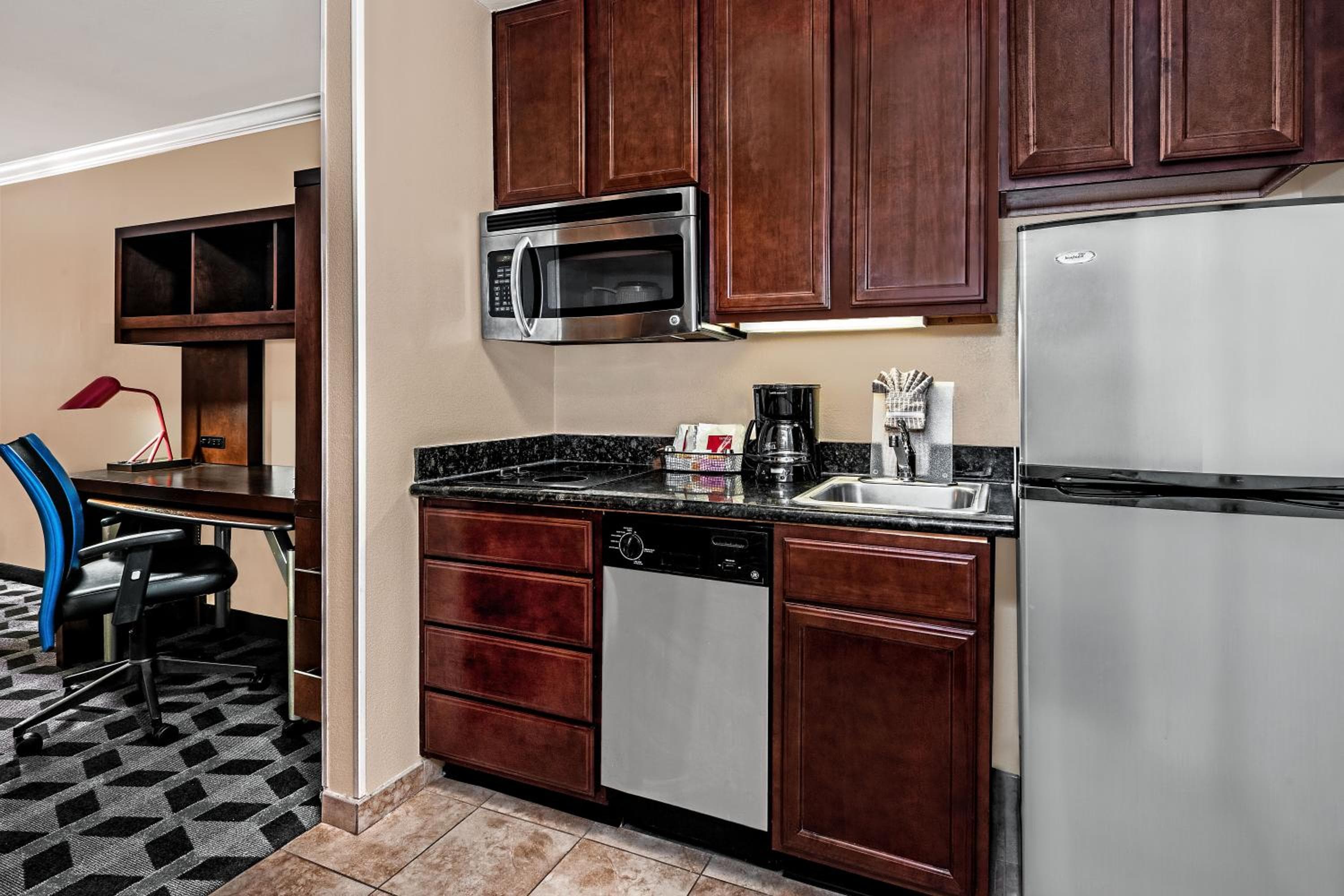 TownePlace Suites by Marriott San Antonio Northwest, San Antonio, photo 2