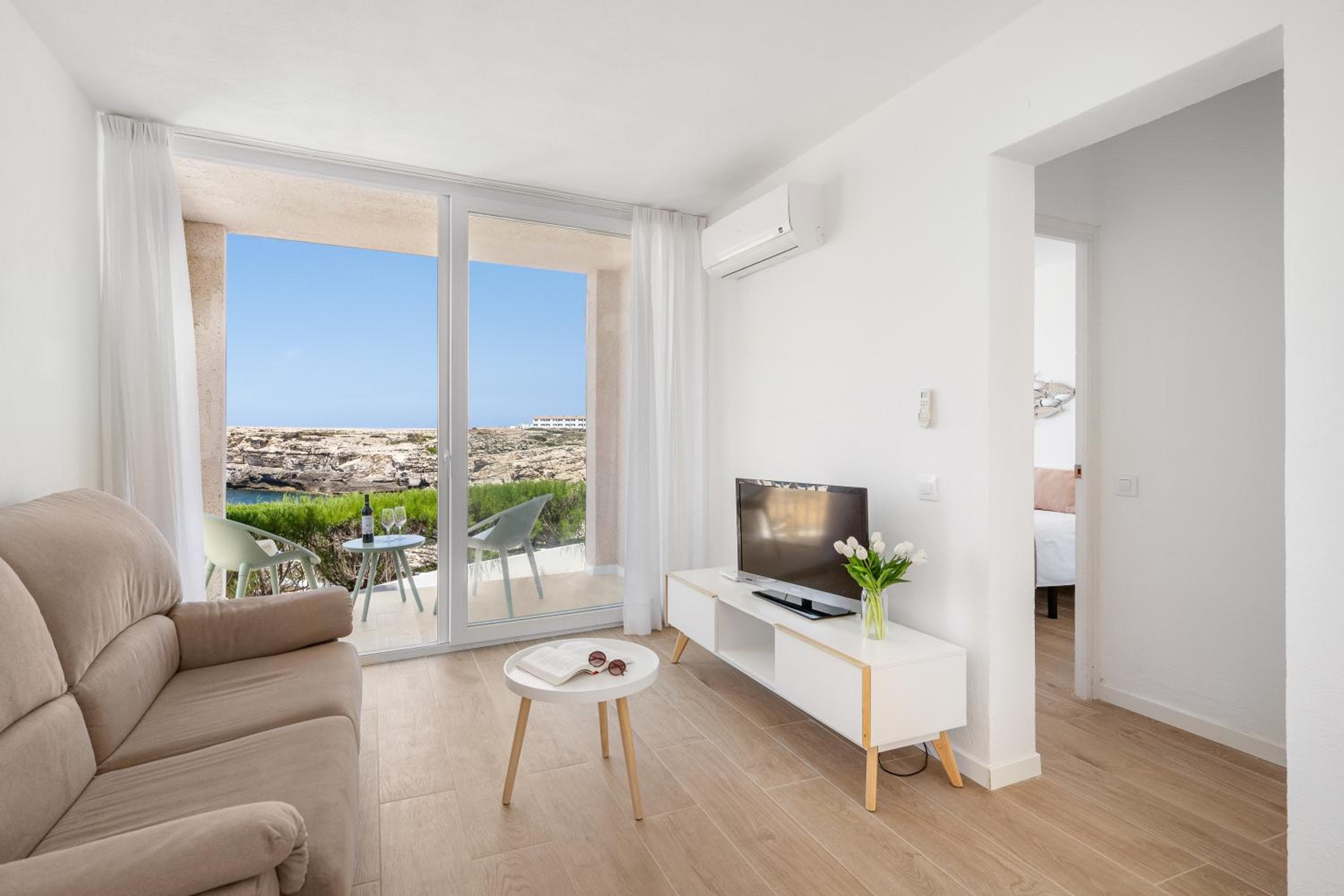 VORAMAR by 3VILLAS, Cala en Forcat, photo 4