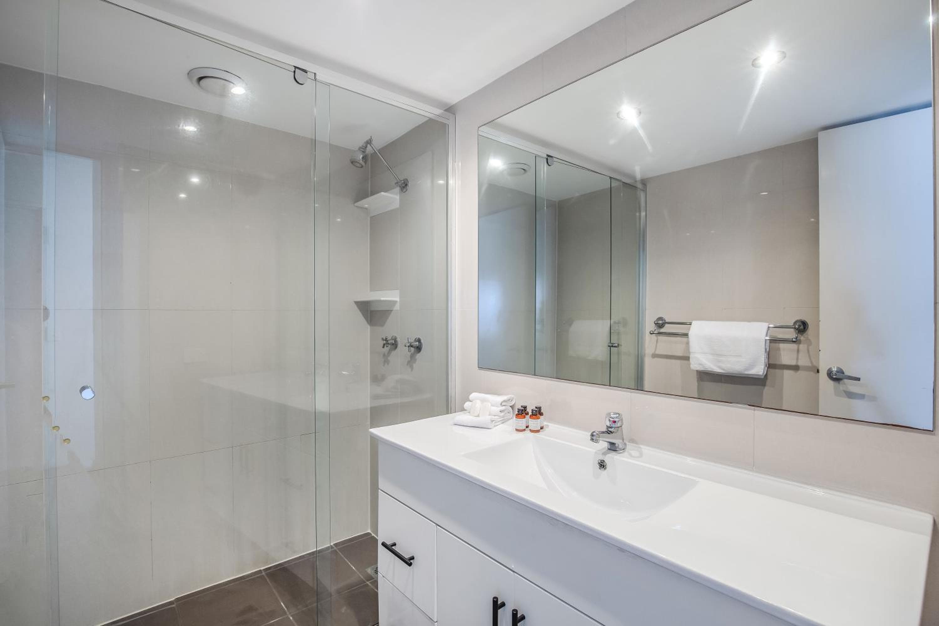 Pacific Plaza Apartments, Gold Coast, photo 5