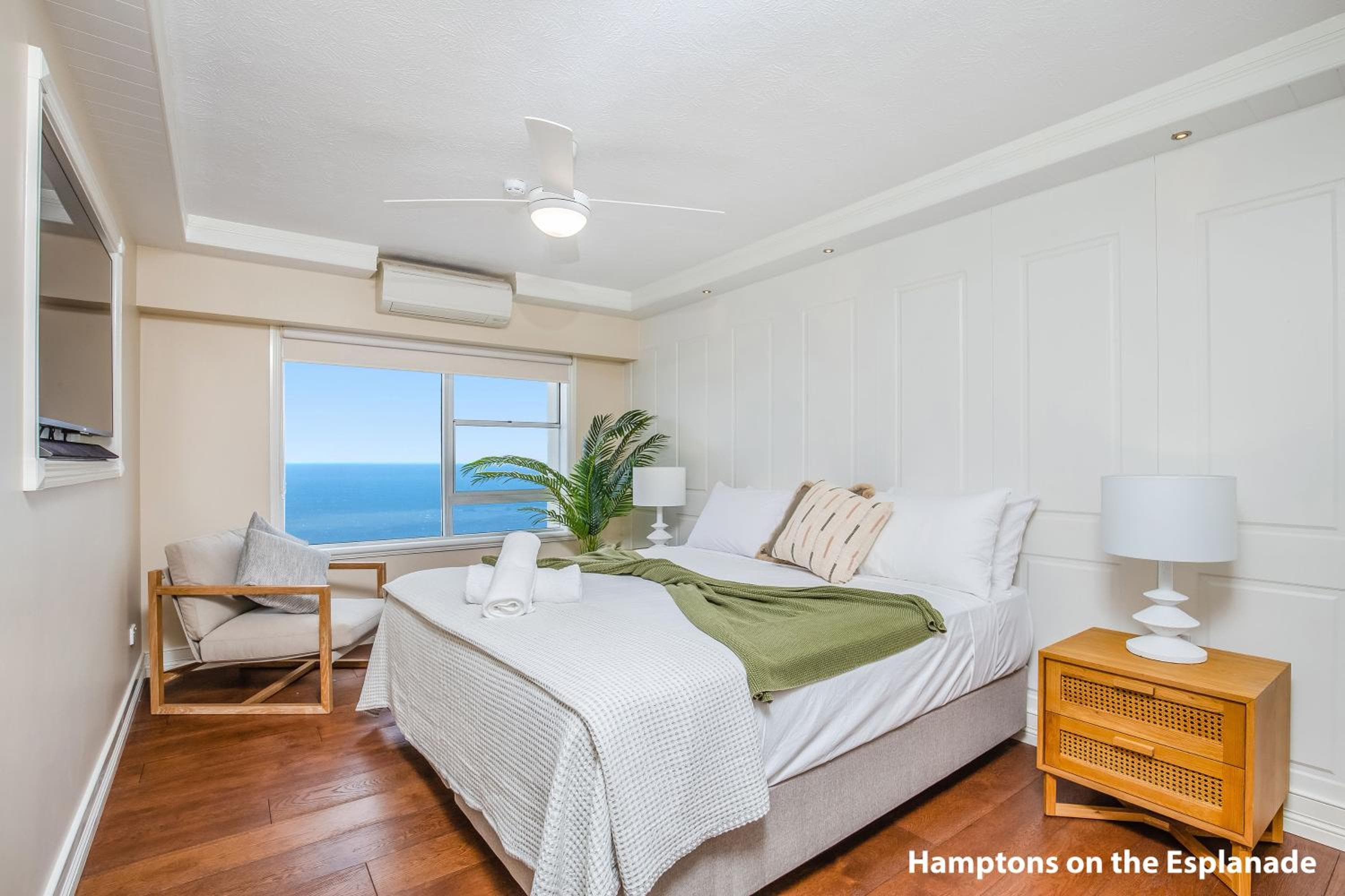 Pacific Plaza Apartments, Gold Coast, photo 2