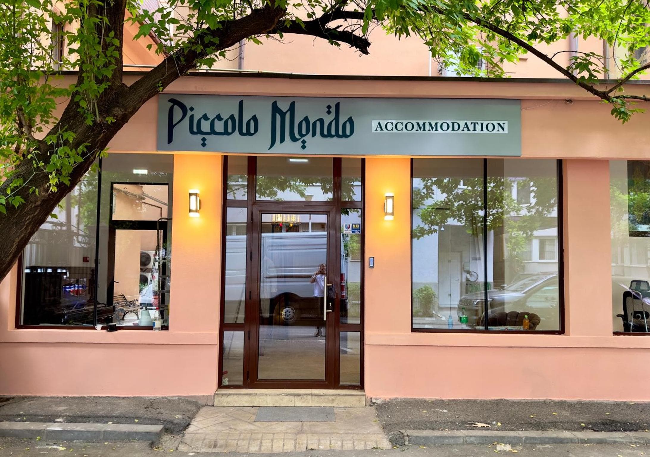 Piccolo Mondo by CityBookings, Bucharest