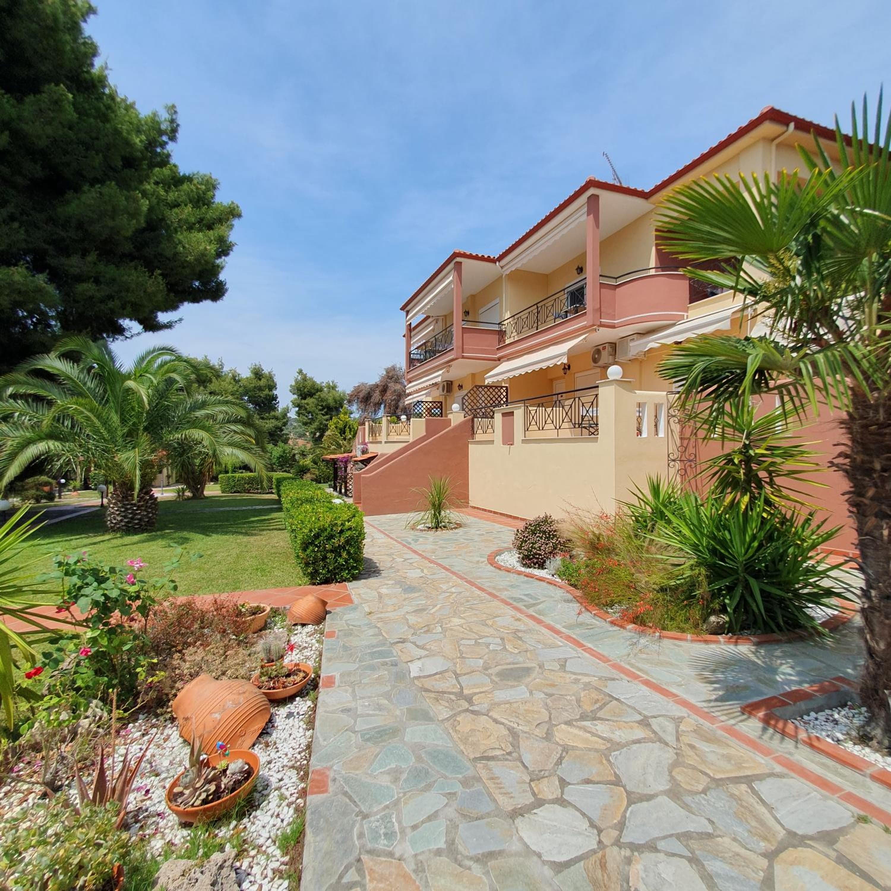 Agrili Apartments & Rooms, Elia