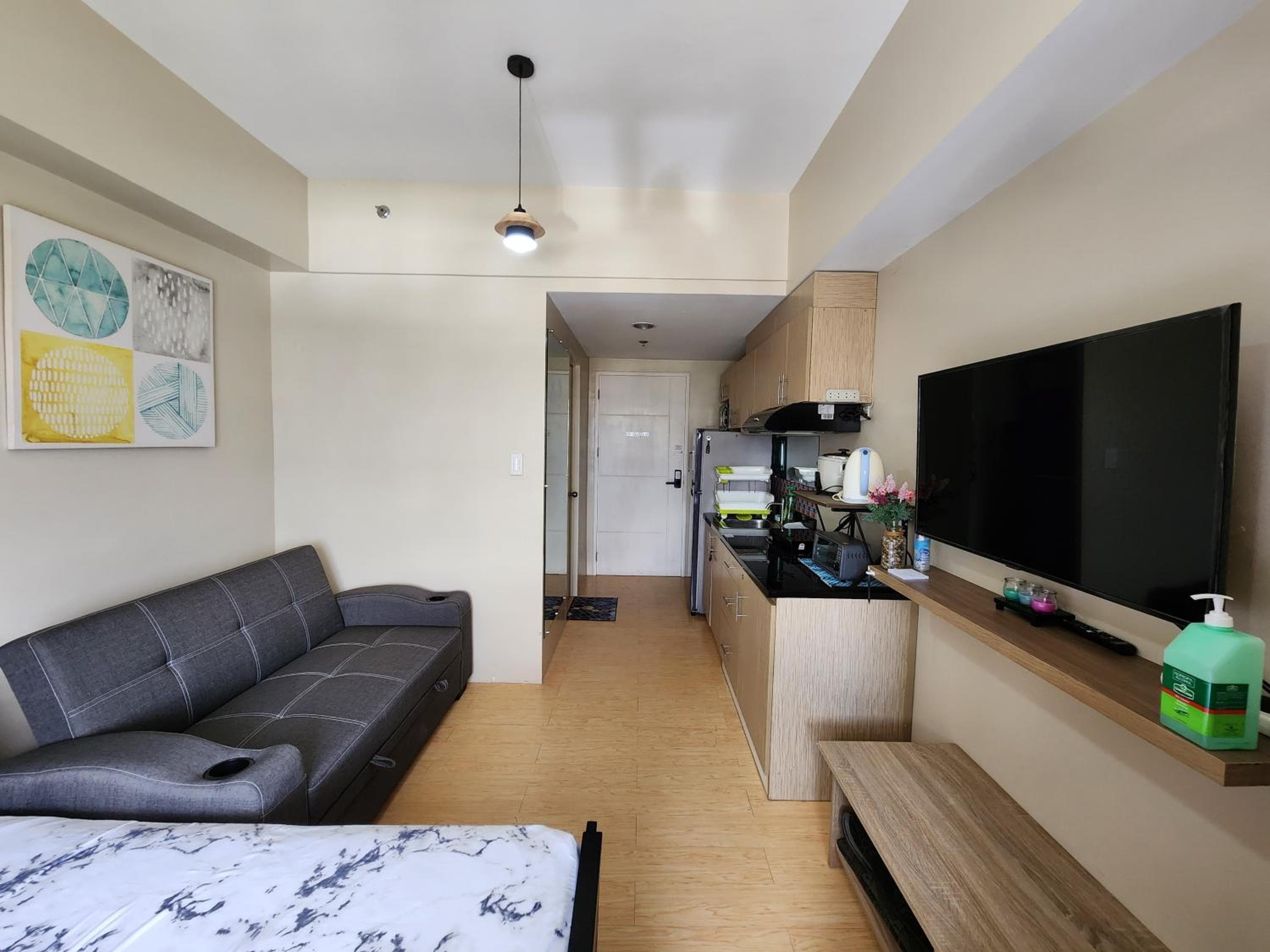 Sunvida Tower Condominium across SM Cebu City, Cebu City, photo 4