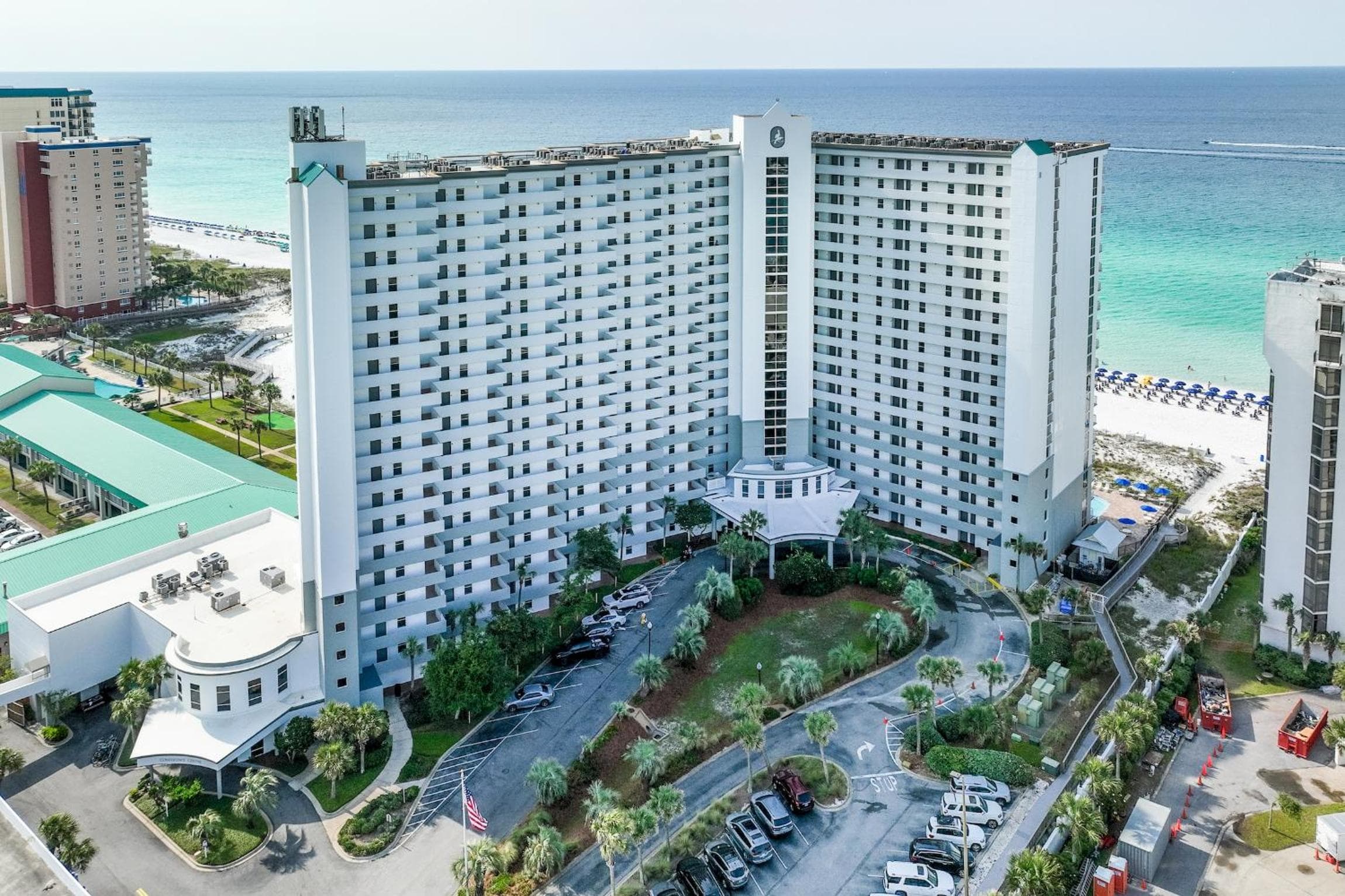 Beachfront Retreat- "The Getaway", Destin