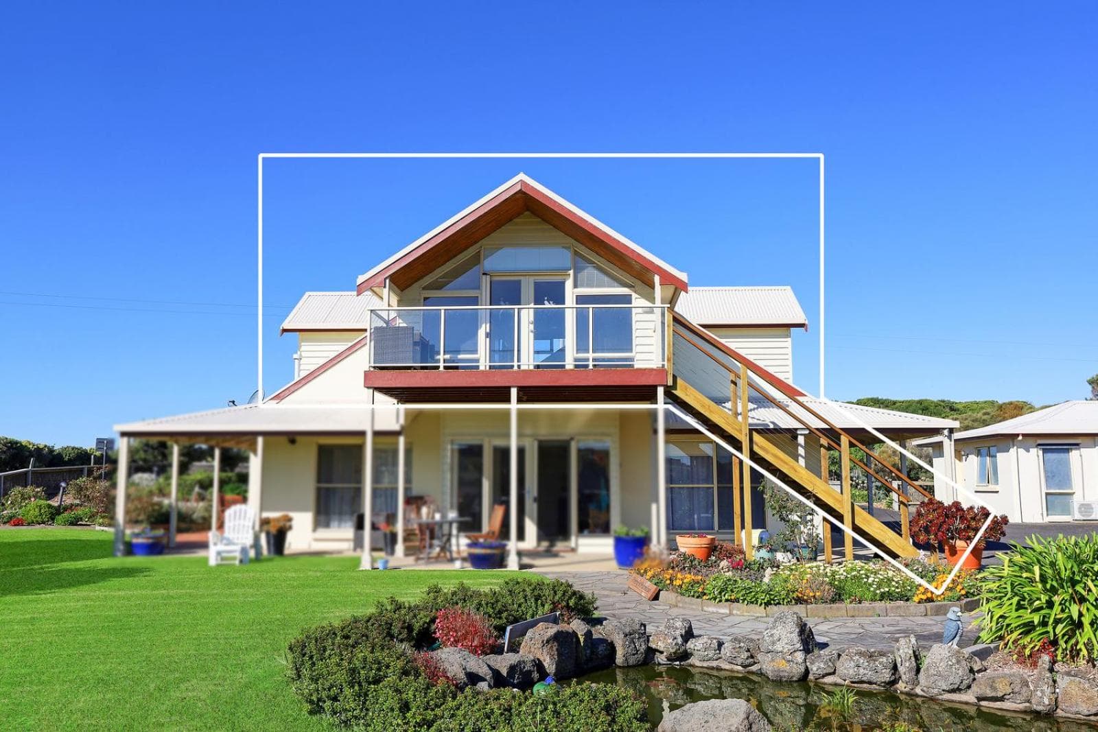 Logans Beach Apartments - The Loft, Warrnambool