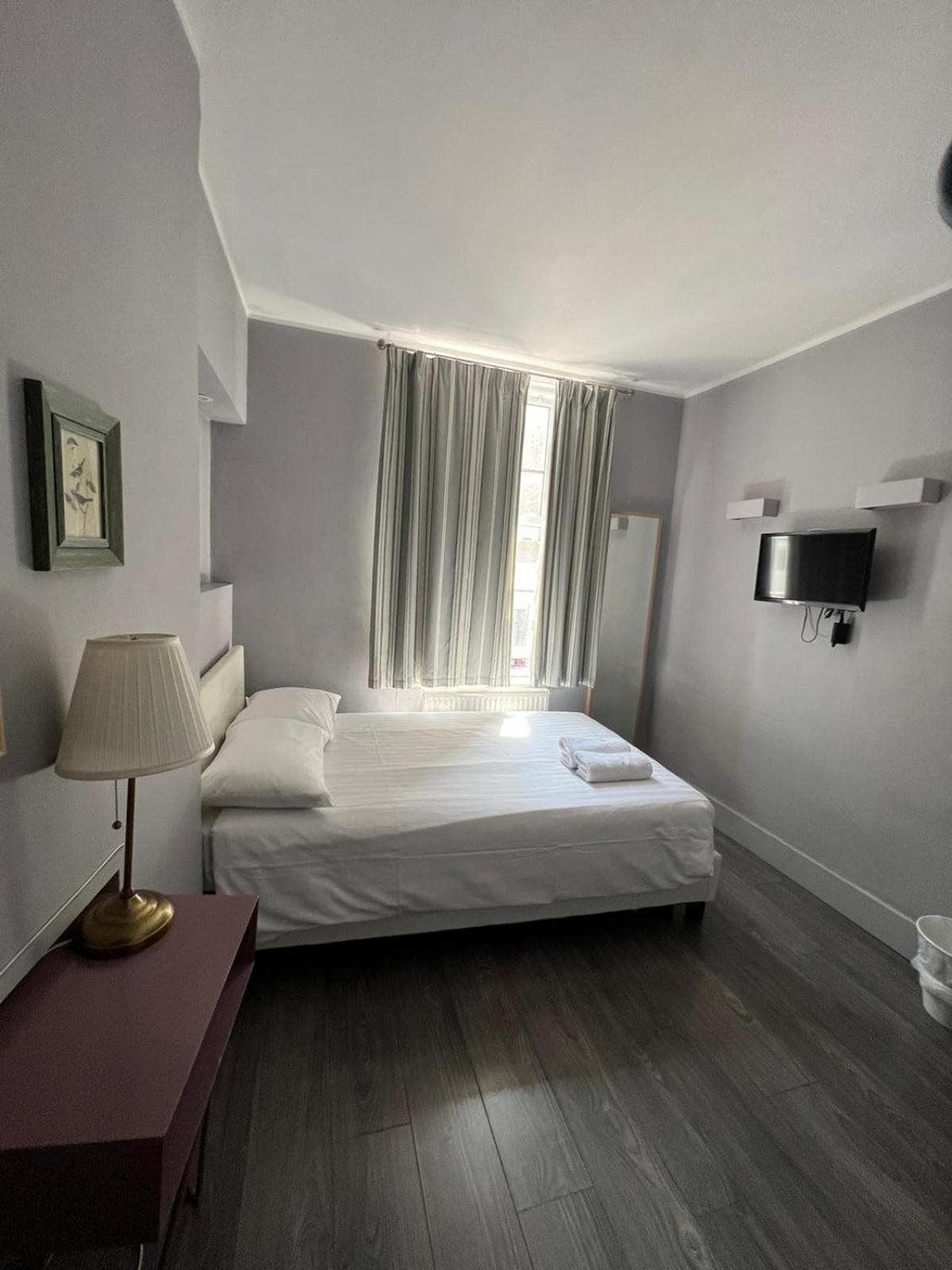 Petticoat Accommodations, London, photo 6