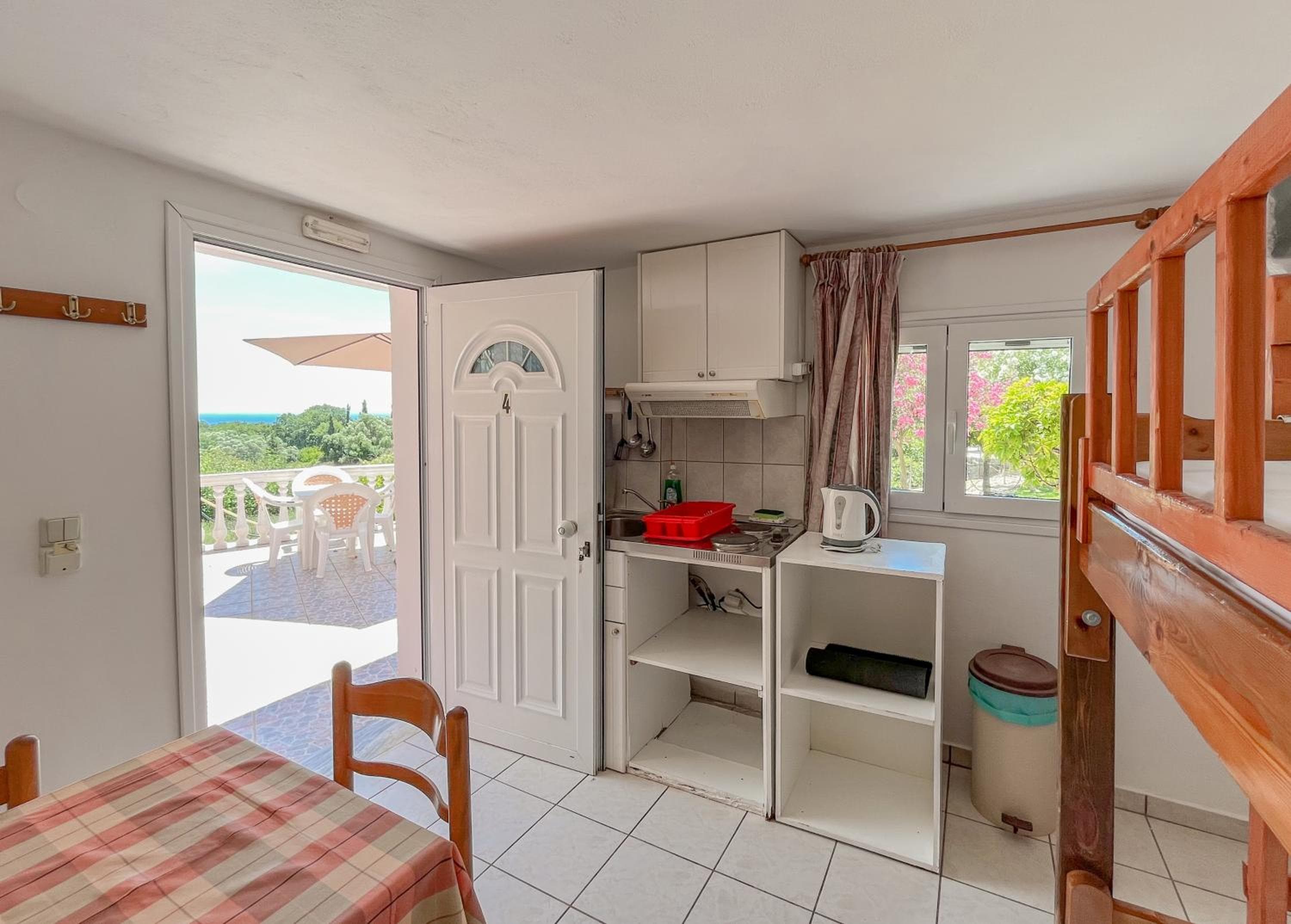 Amazona Apartments and Studios, Spartia, photo 3