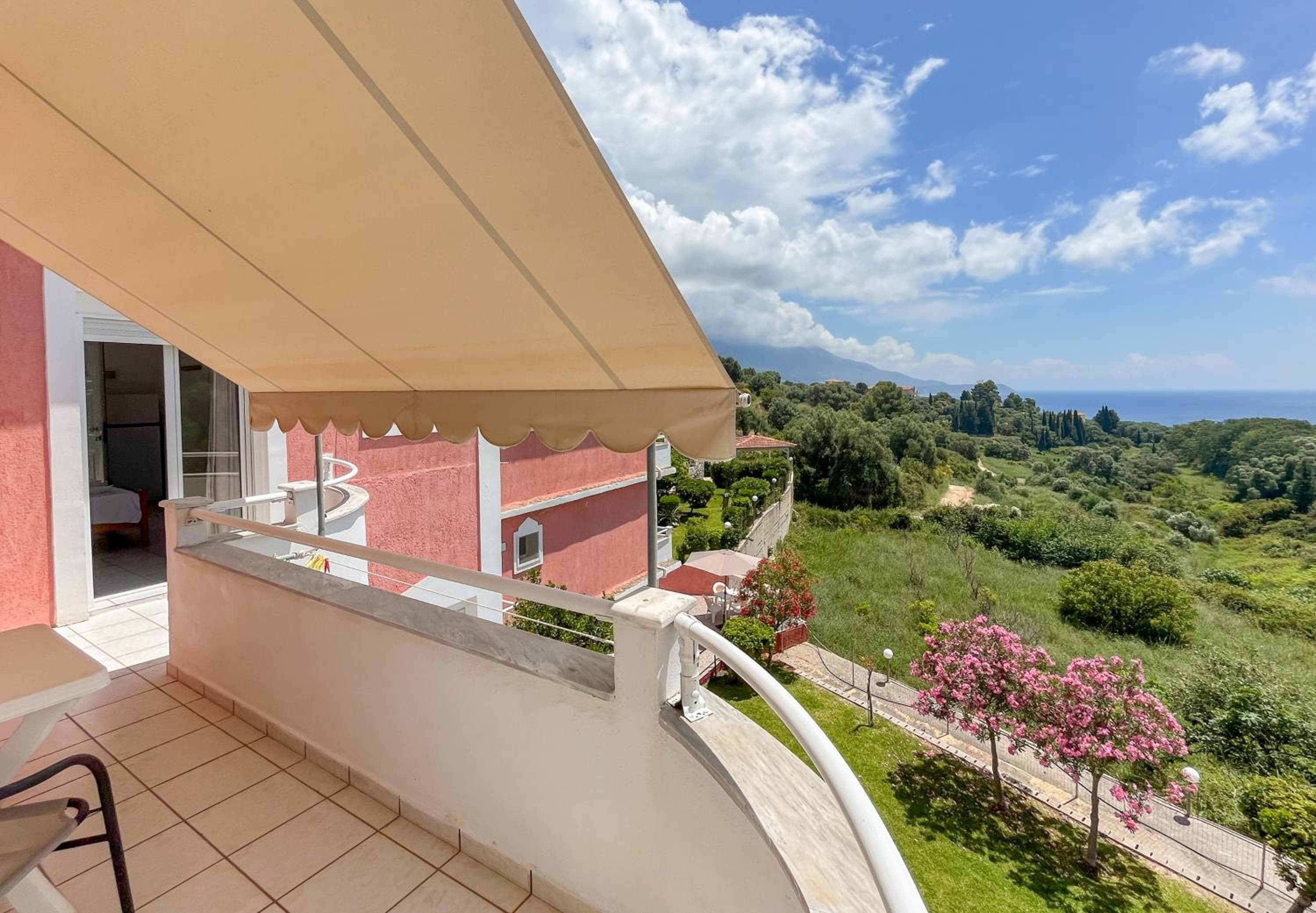Amazona Apartments and Studios, Spartia, photo 5