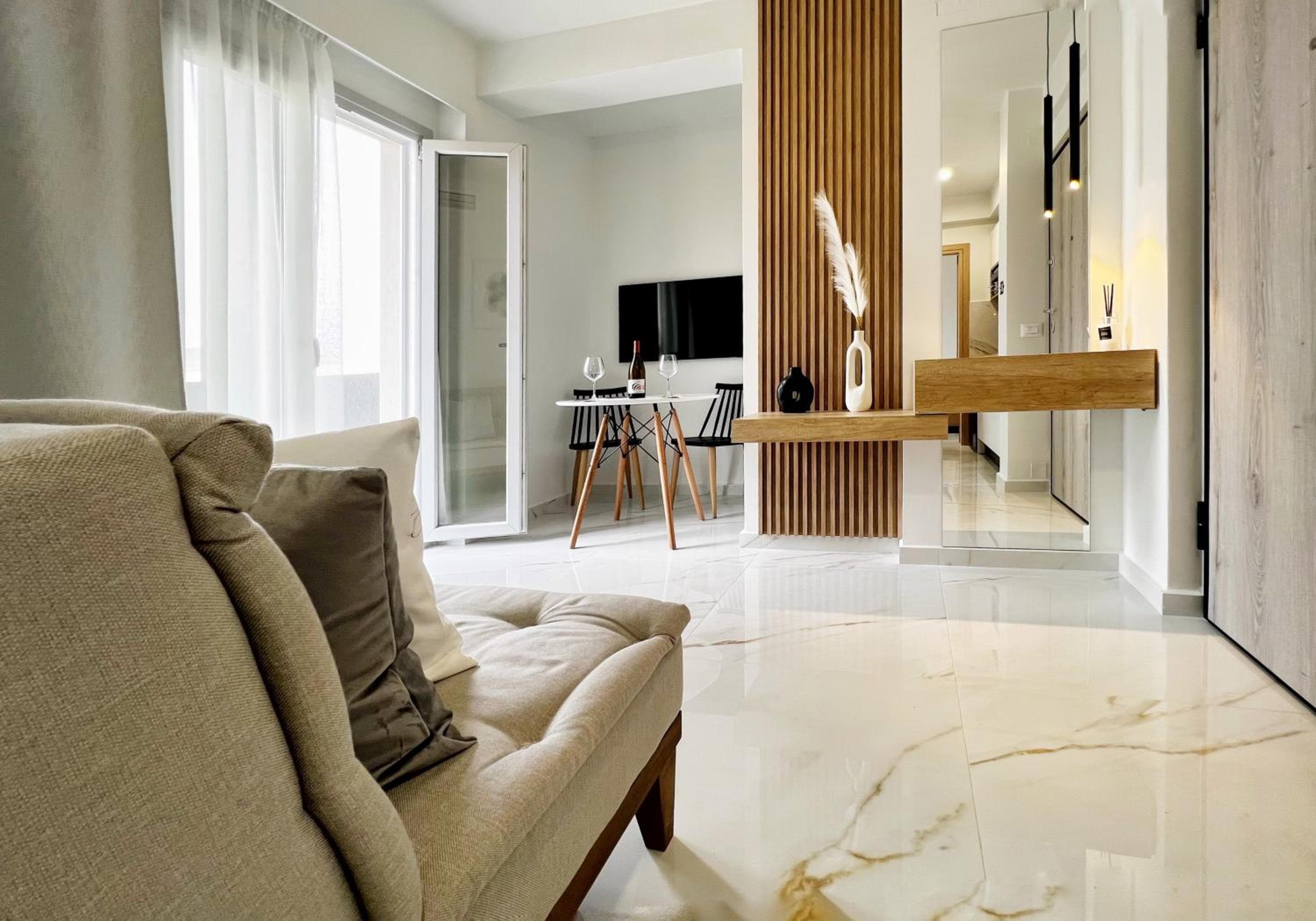B&K ROOMS, Heraklio Town