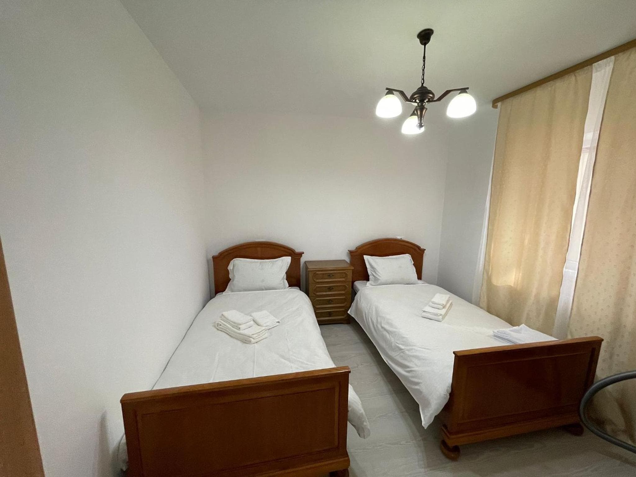 Cazare apartamente LAVI-TOUR Tg Neamț, Tîrgu Neamţ, photo 6