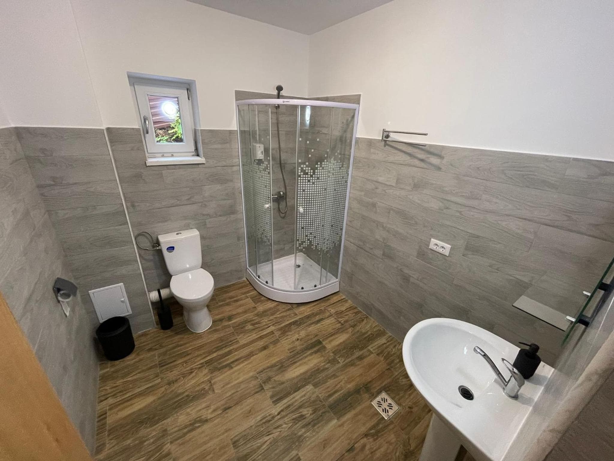Cazare apartamente LAVI-TOUR Tg Neamț, Tîrgu Neamţ, photo 3