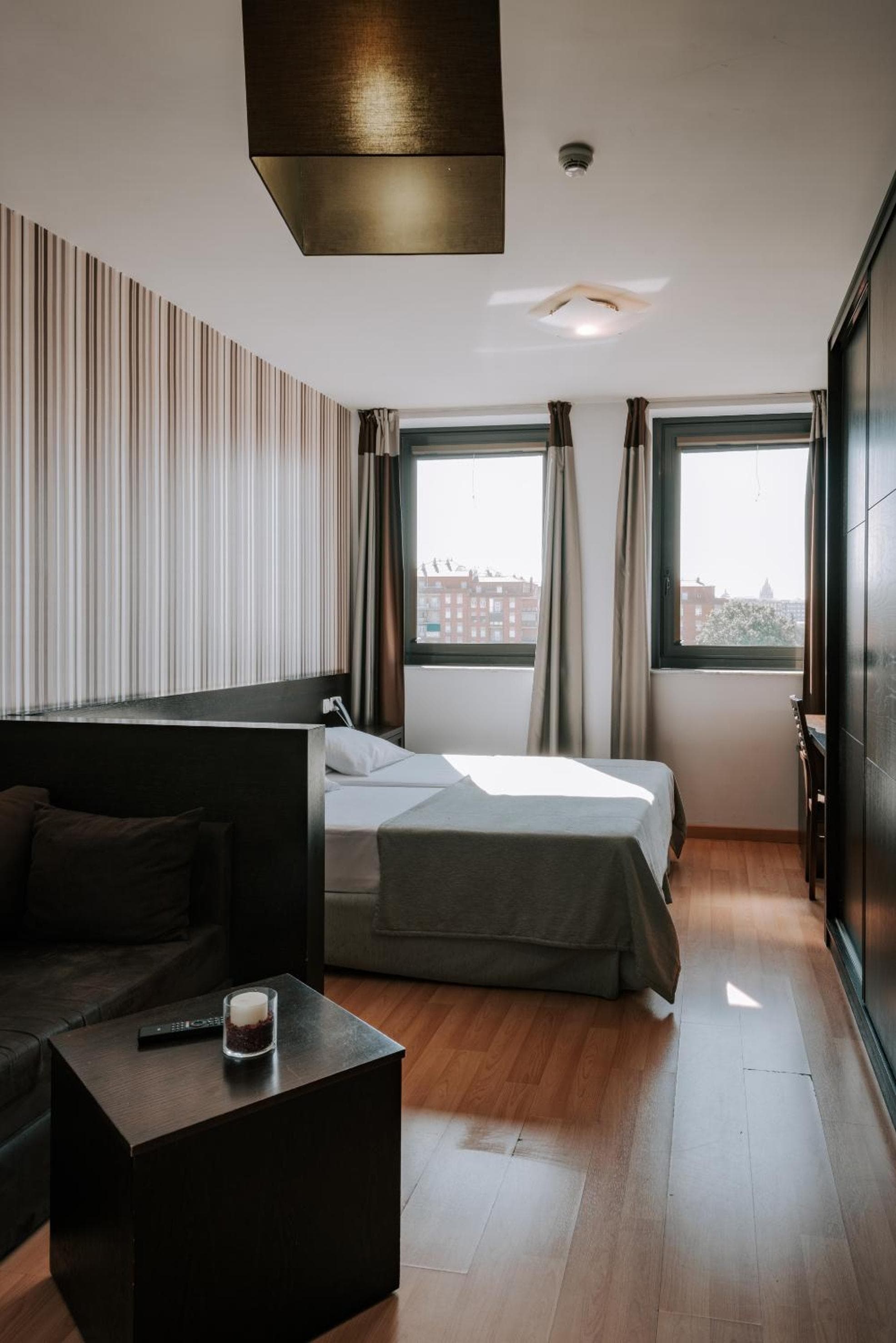 Zenit Aparthotel Hall 88, Salamanca, photo 2