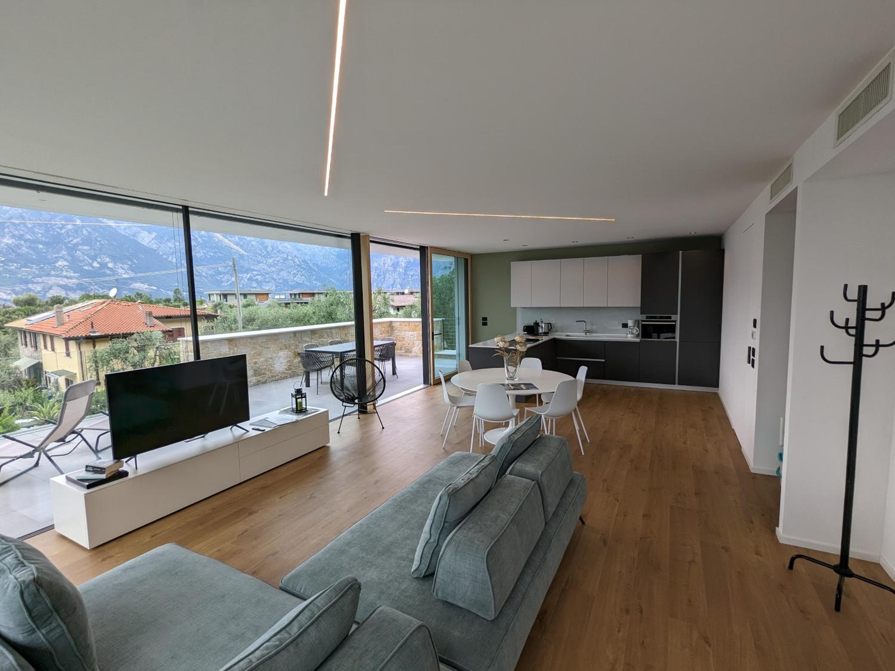 Olivo Luxury Apartments, Malcesine, photo 3