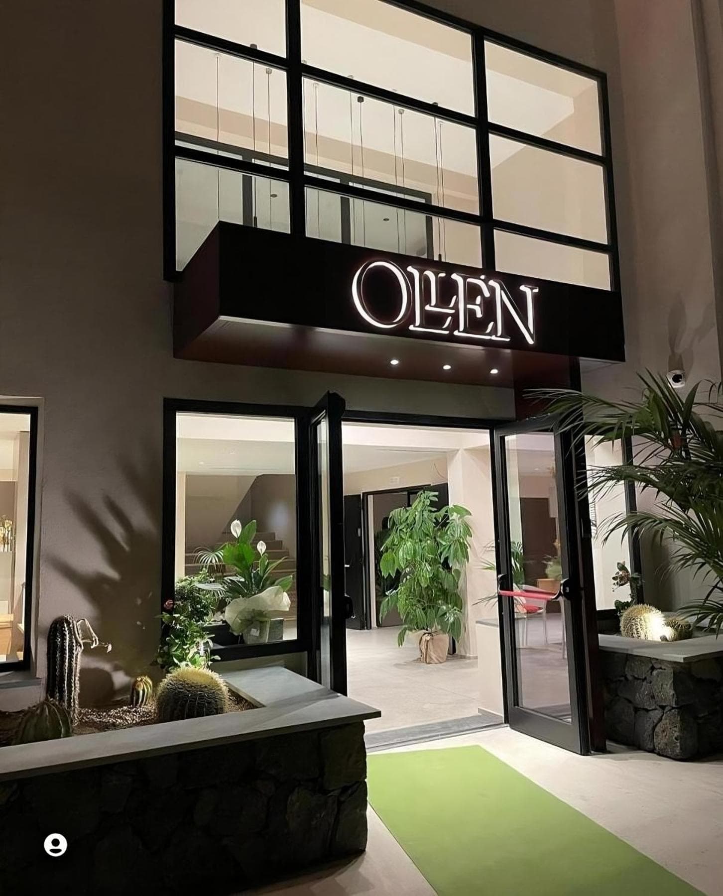 Ollen apartments, Catania