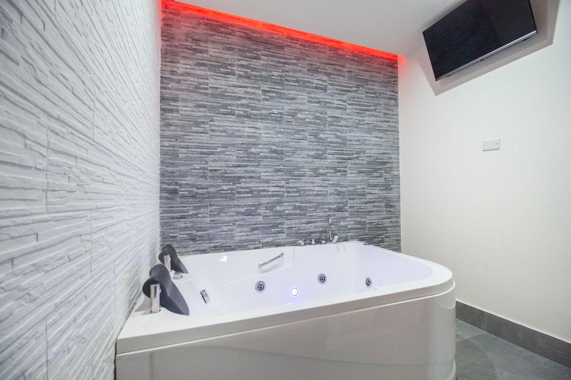 Royal Playa Suite and Apartament -private parking- self chek out, Catania, photo 2