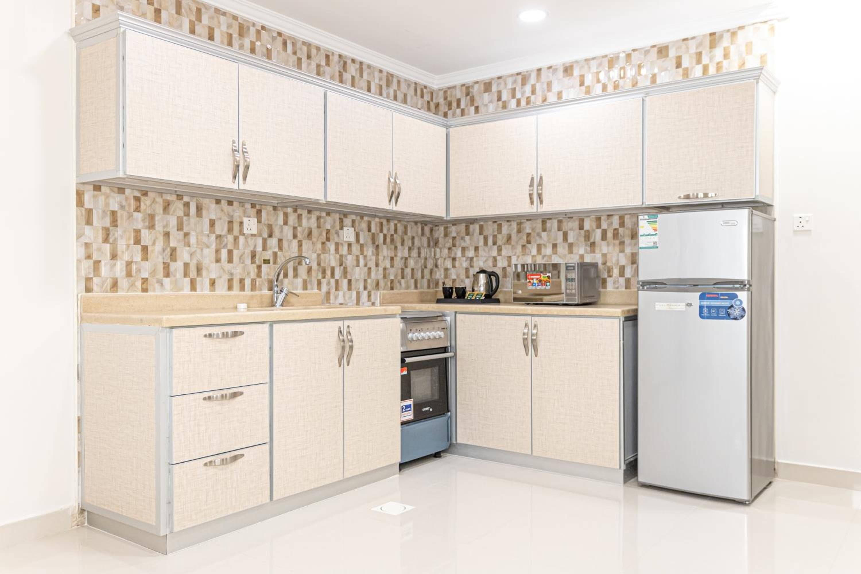 Mooj served Apartments, Dammam, photo 3