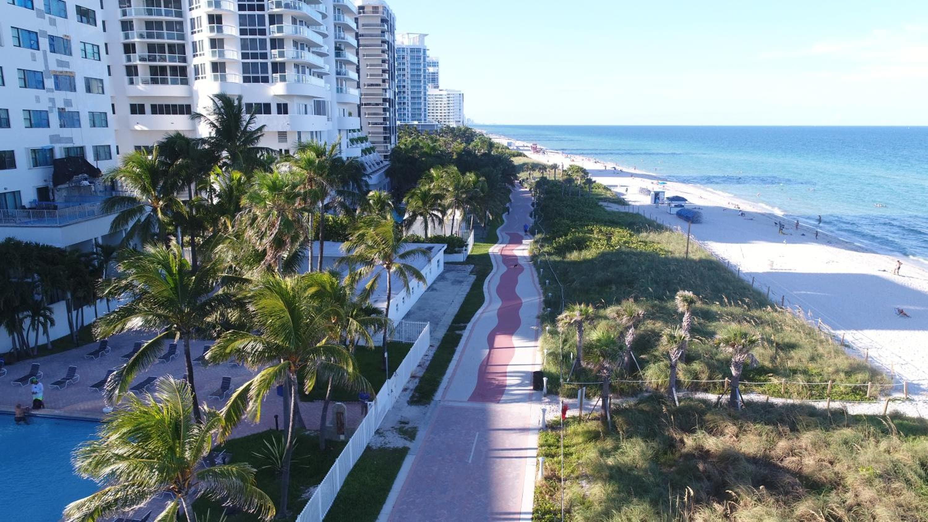 Deluxe Studios and Apartments at the Casablanca, Miami Beach, photo 4