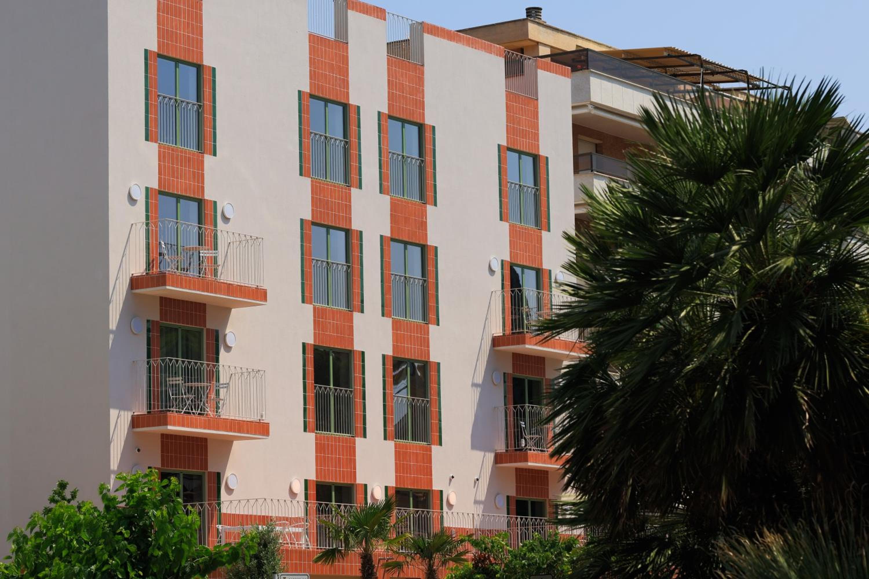 Terra Aurea Aparthotel, Salou