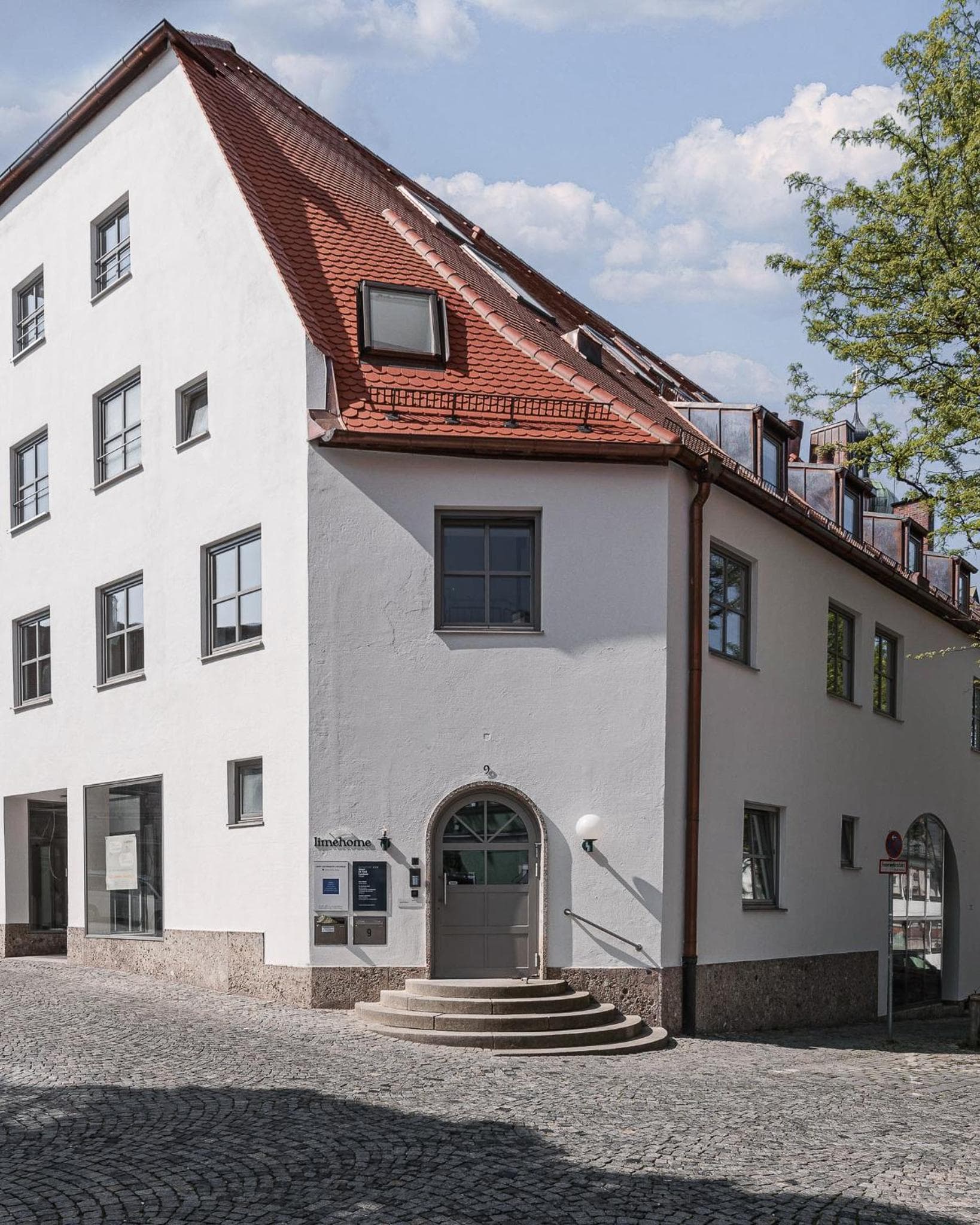 Limehome Dachau Konrad-Adenauer-Str, Dachau