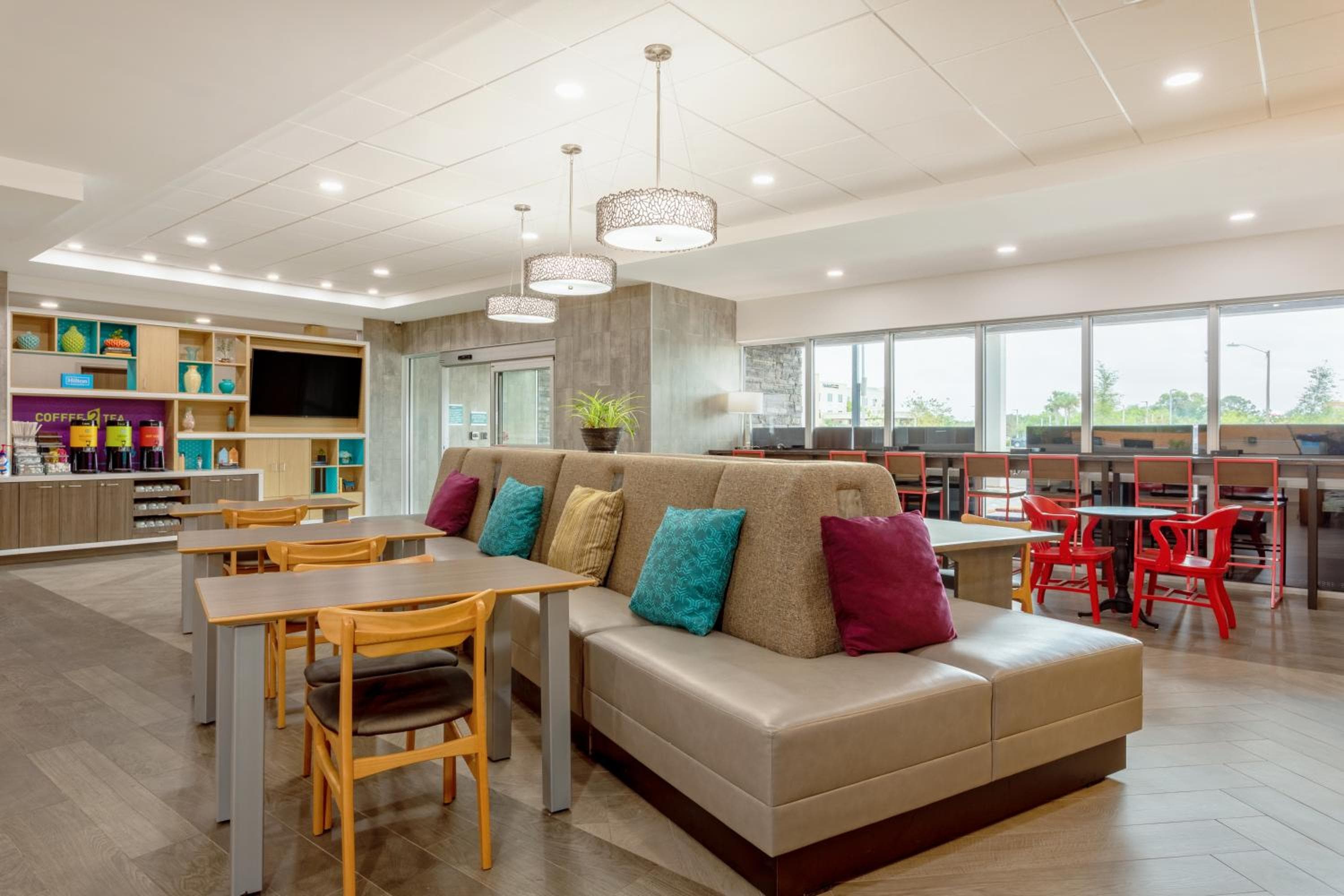 Home2 Suites By Hilton Vero Beach I-95, Vero Beach, photo 4