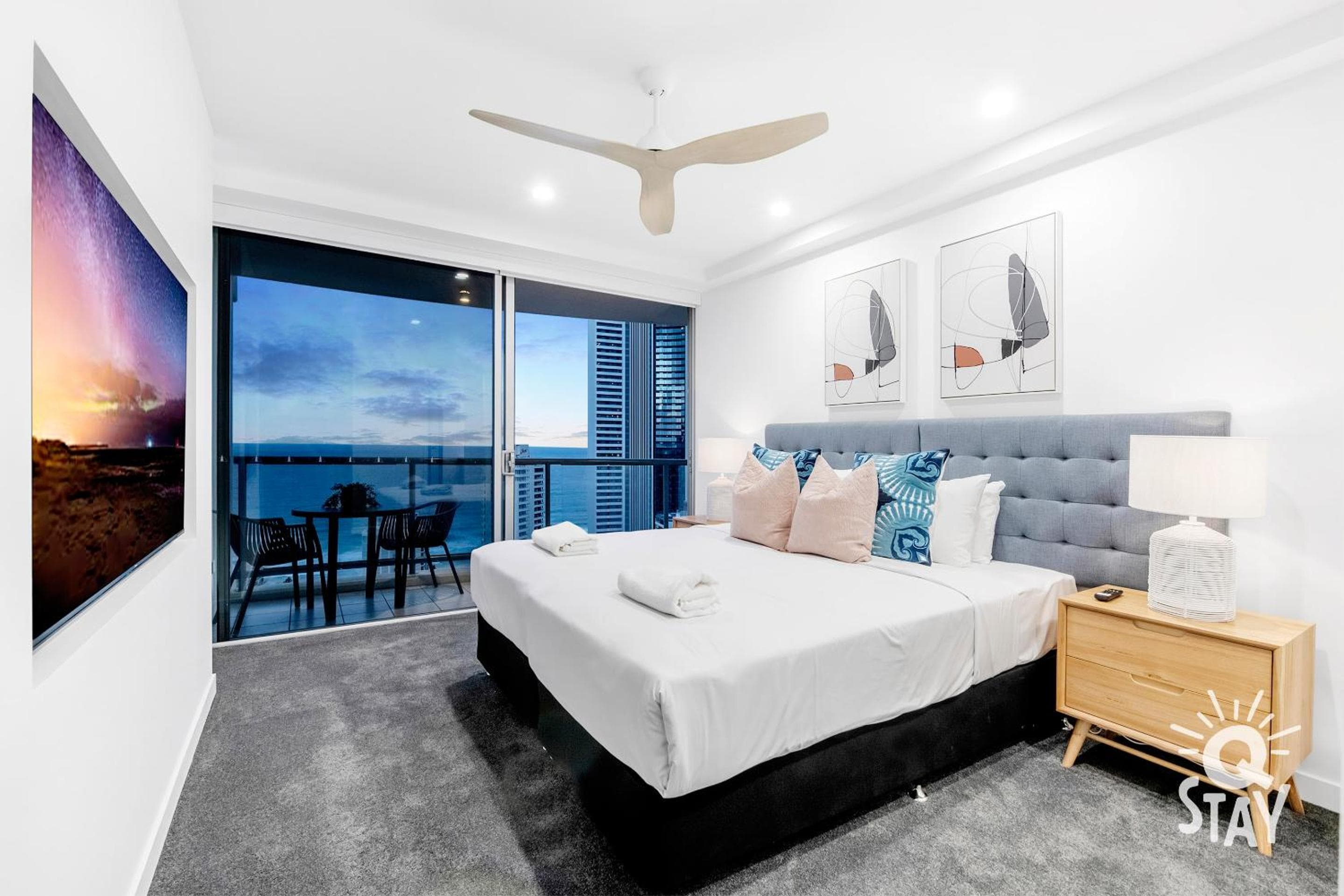 Chevron Renaissance by Vaun, Gold Coast, photo 4