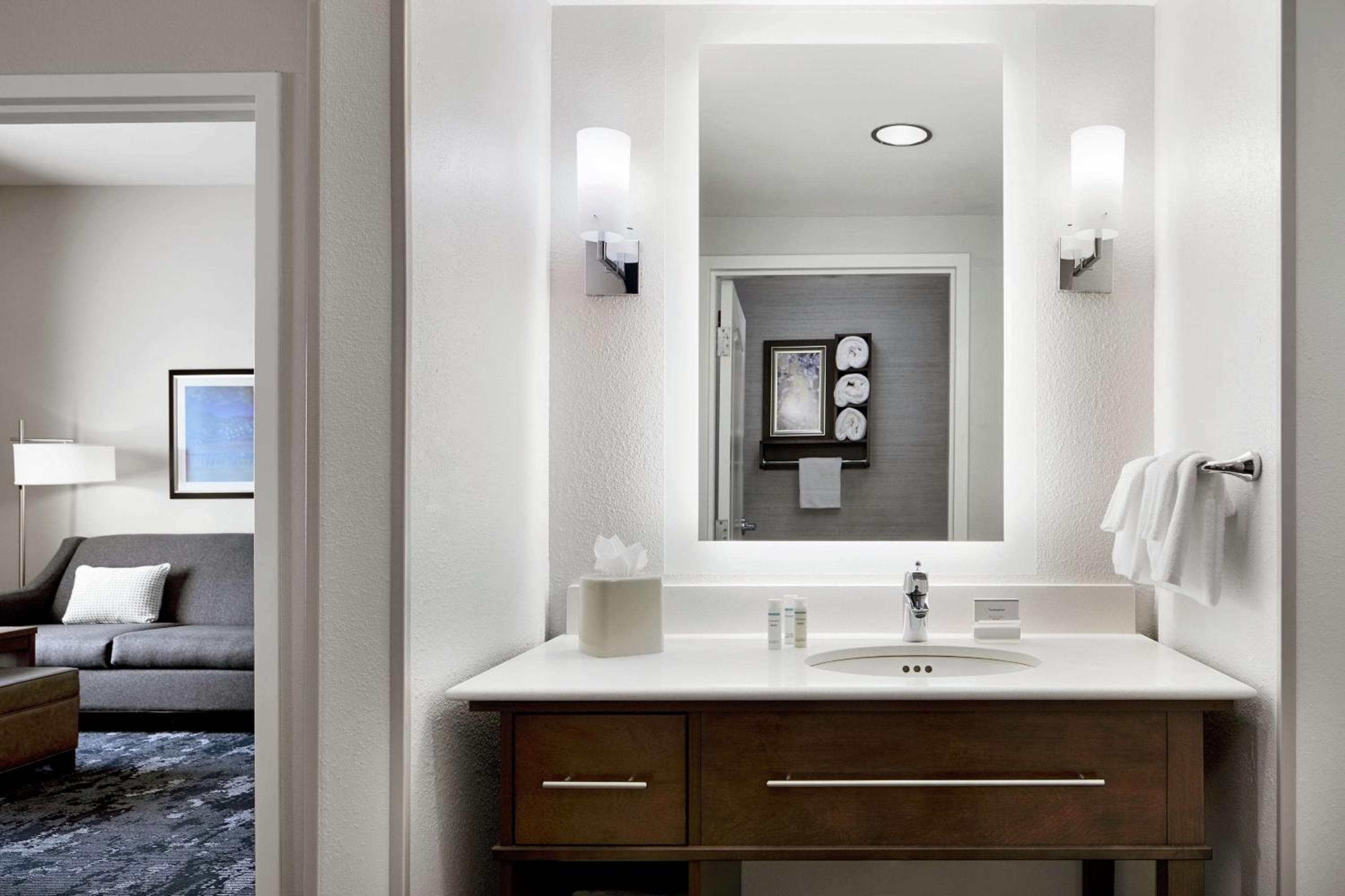 Homewood Suites Champaign-Urbana, Champaign, photo 3