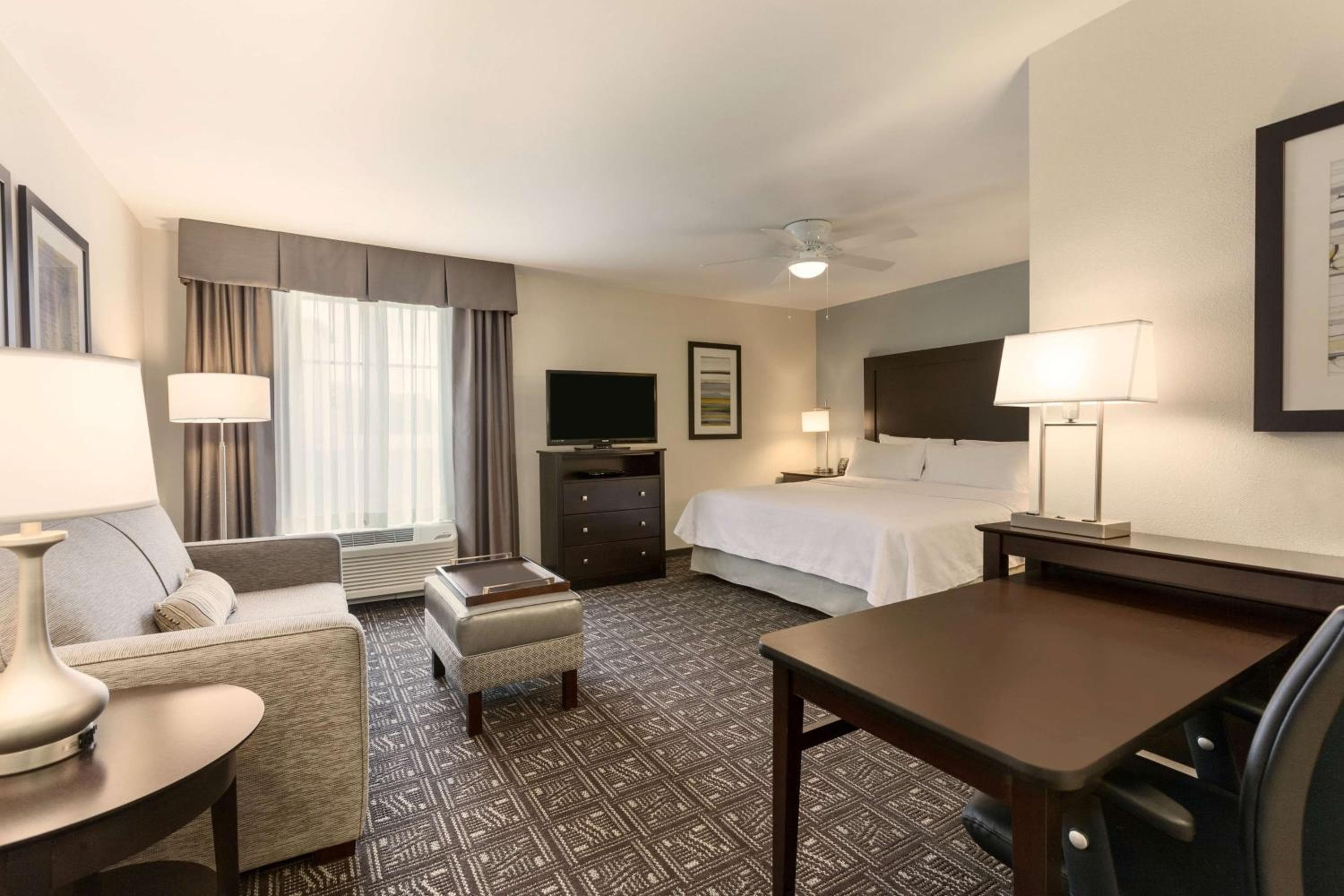 Homewood Suites by Hilton Huntsville-Downtown, Huntsville, photo 2