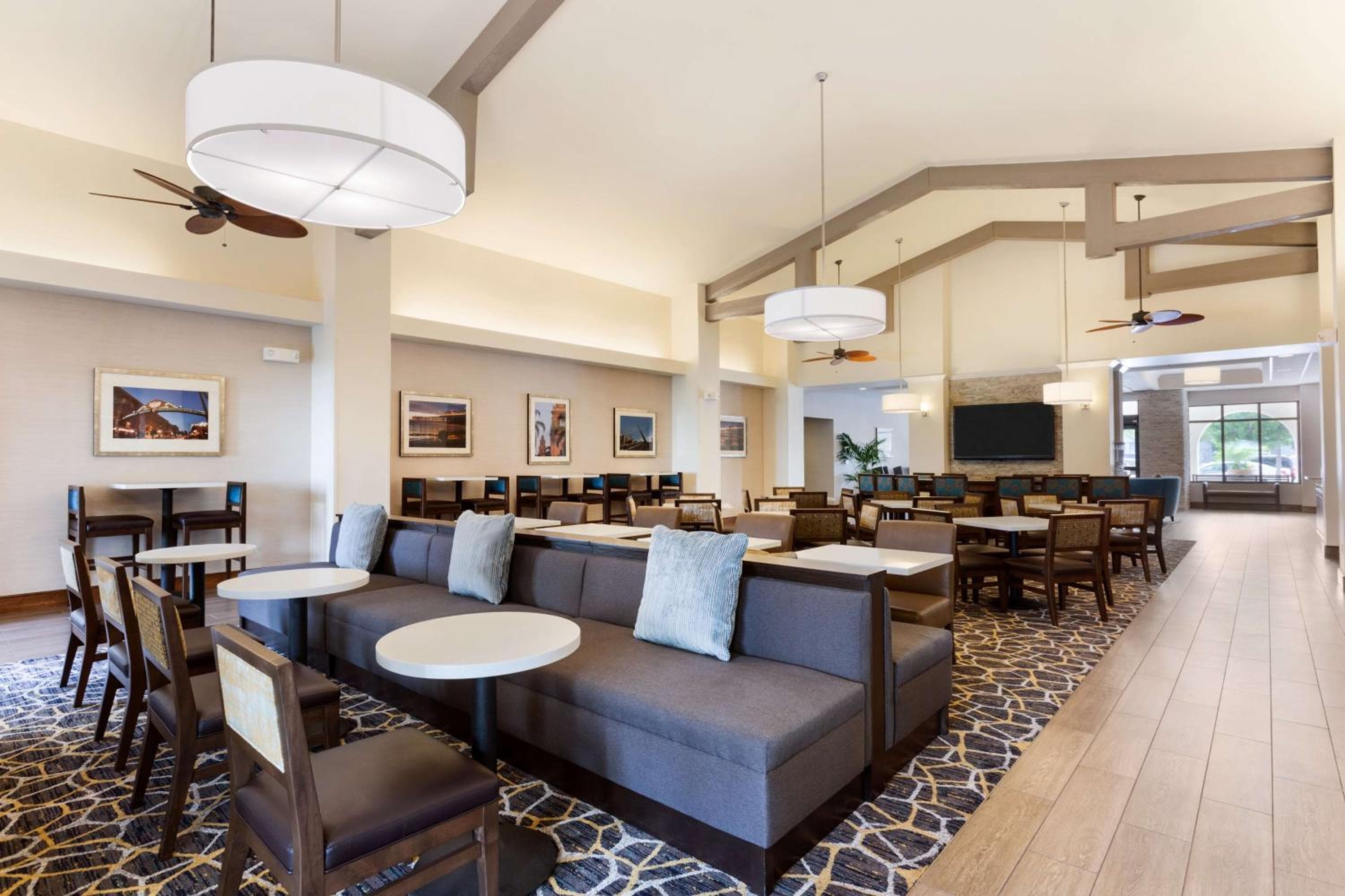 Homewood Suites by Hilton San Diego Airport-Liberty Station, San Diego, photo 2