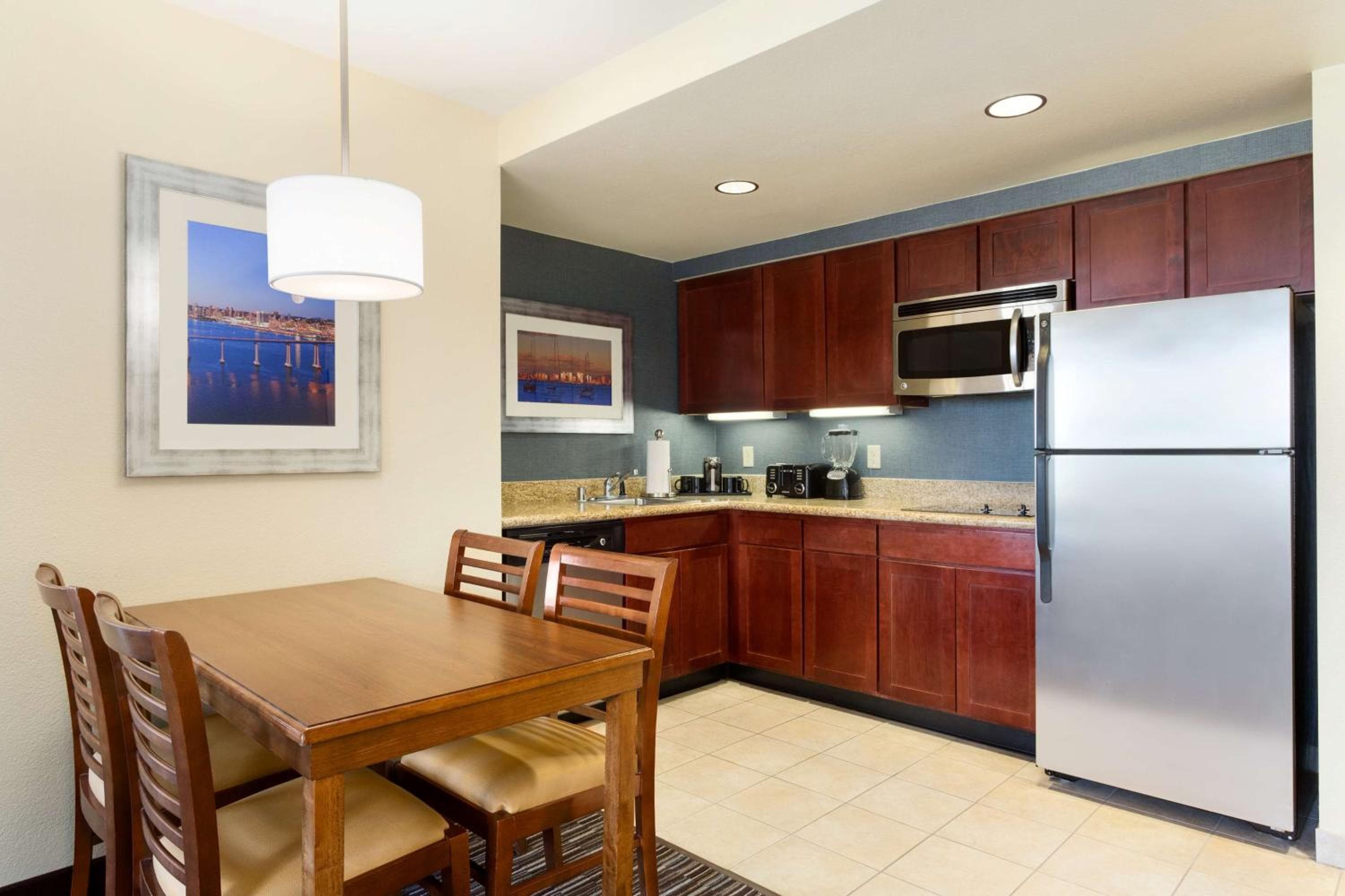 Homewood Suites by Hilton San Diego Airport-Liberty Station, San Diego, photo 4