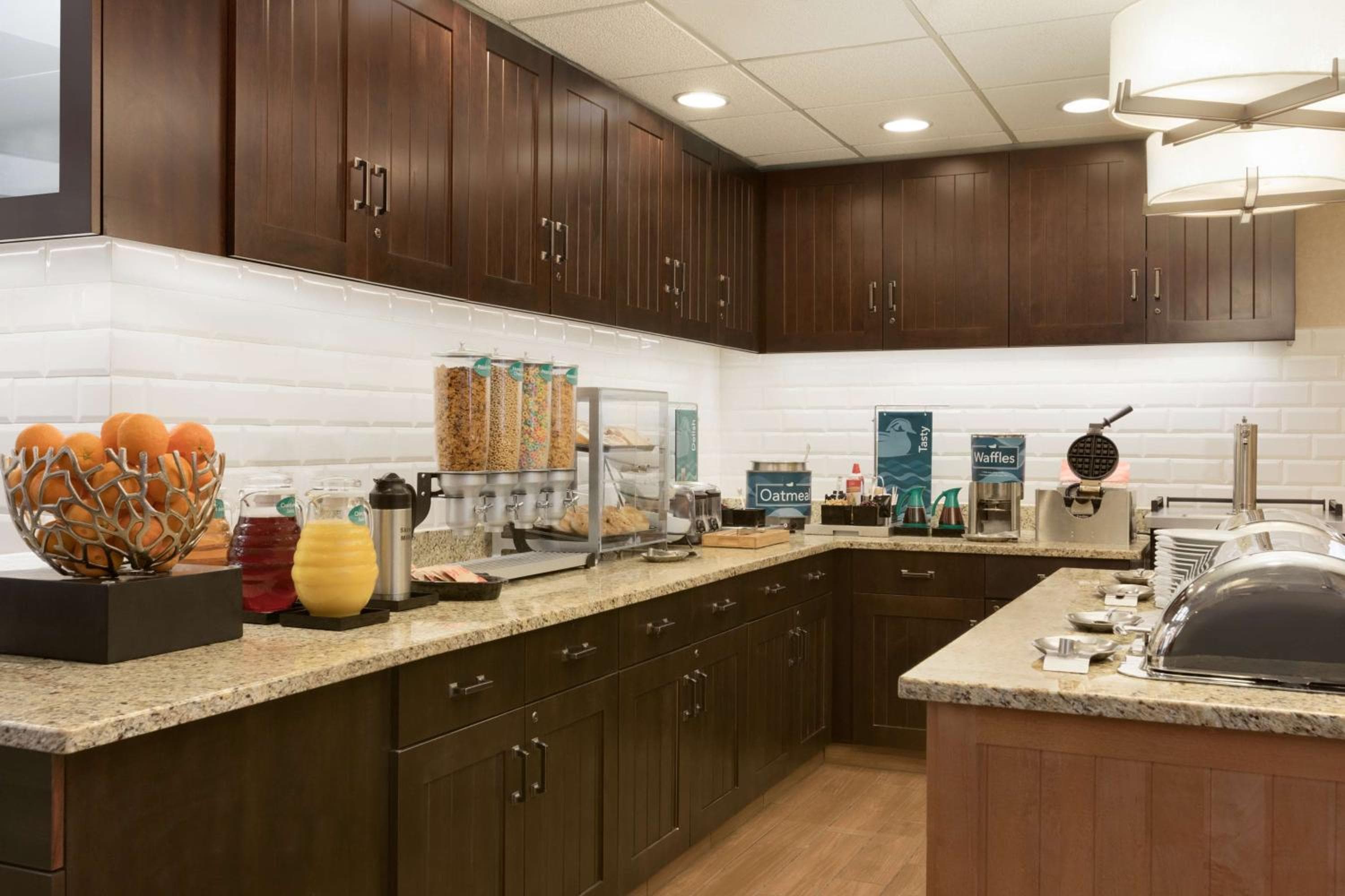 Homewood Suites by Hilton Toledo-Maumee, Maumee, photo 5
