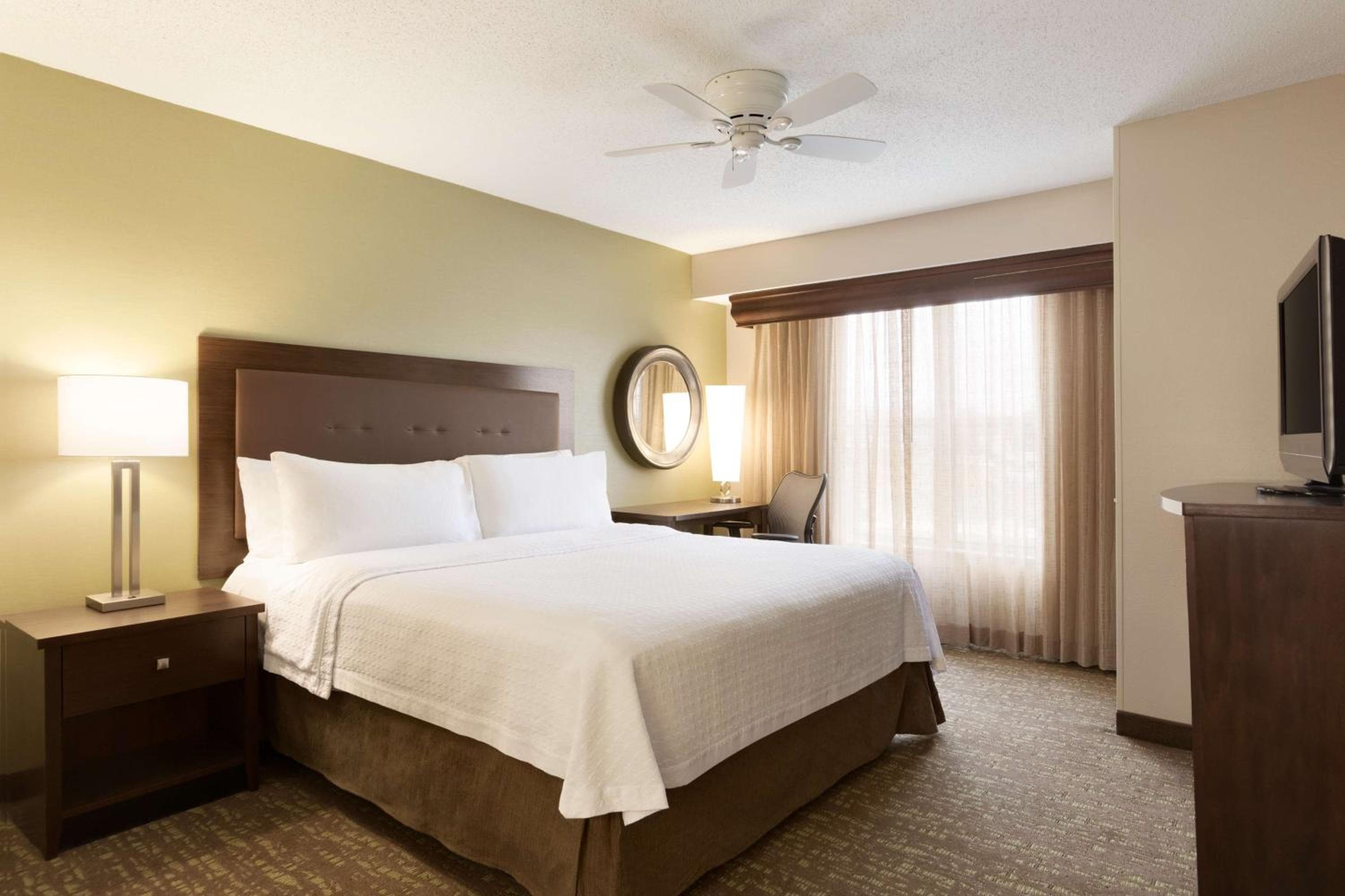 Homewood Suites by Hilton Toledo-Maumee, Maumee, photo 2