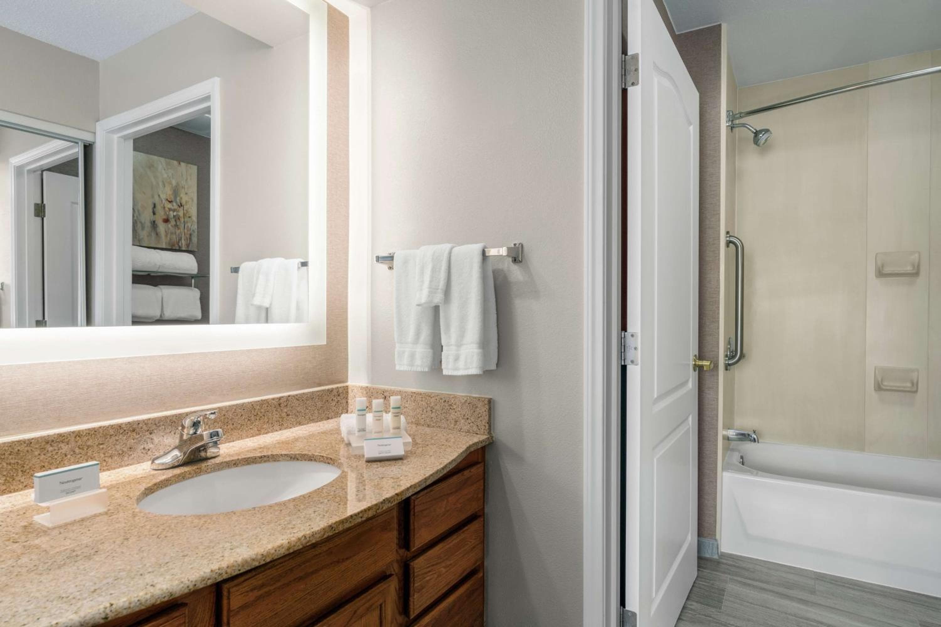 Homewood Suites by Hilton Providence-Warwick, Warwick, photo 3