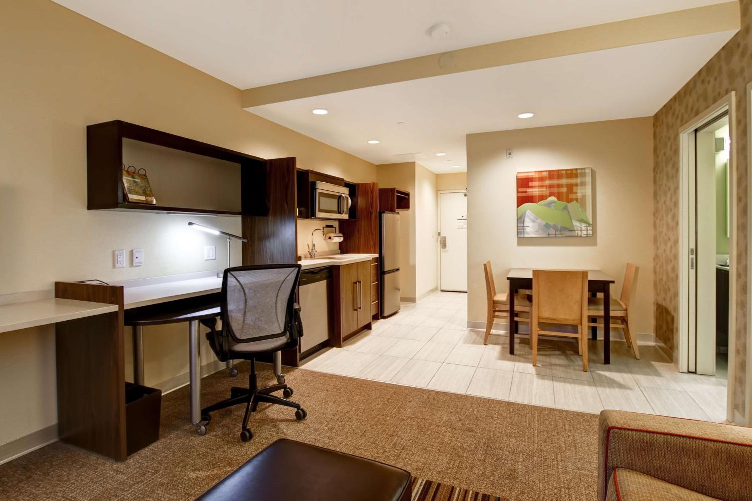 Home2 Suites by Hilton West Edmonton, Edmonton, photo 3