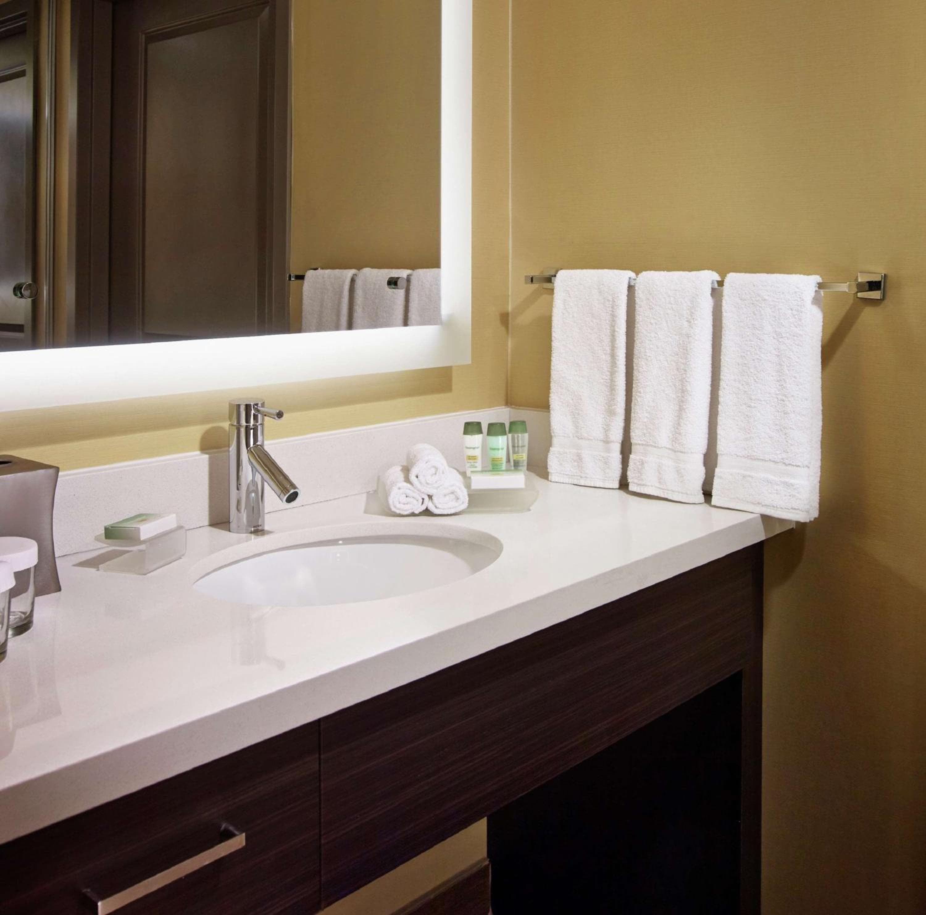 Homewood Suites by Hilton Hamilton, Hamilton, photo 6