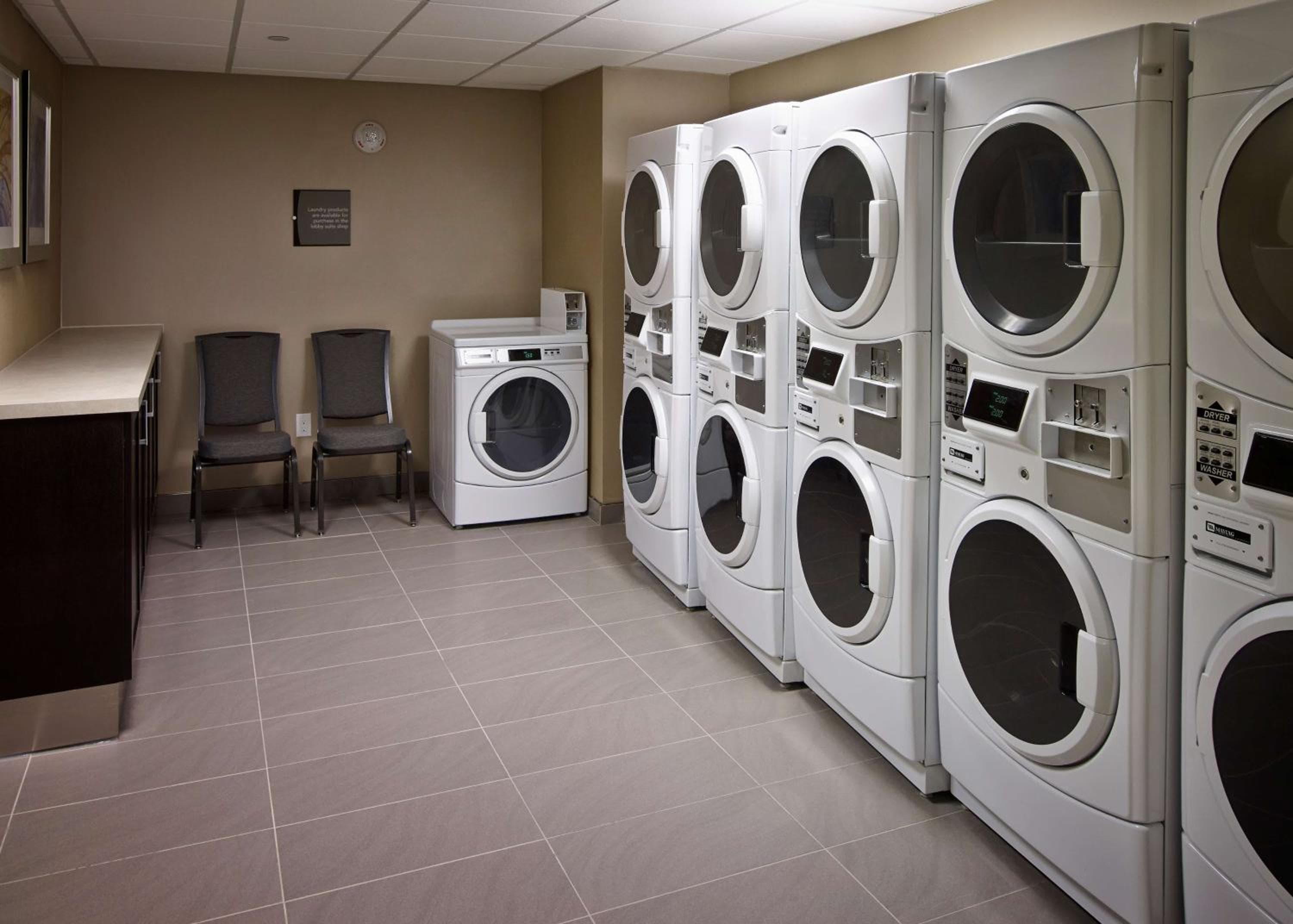 Homewood Suites by Hilton Hamilton, Hamilton, photo 2