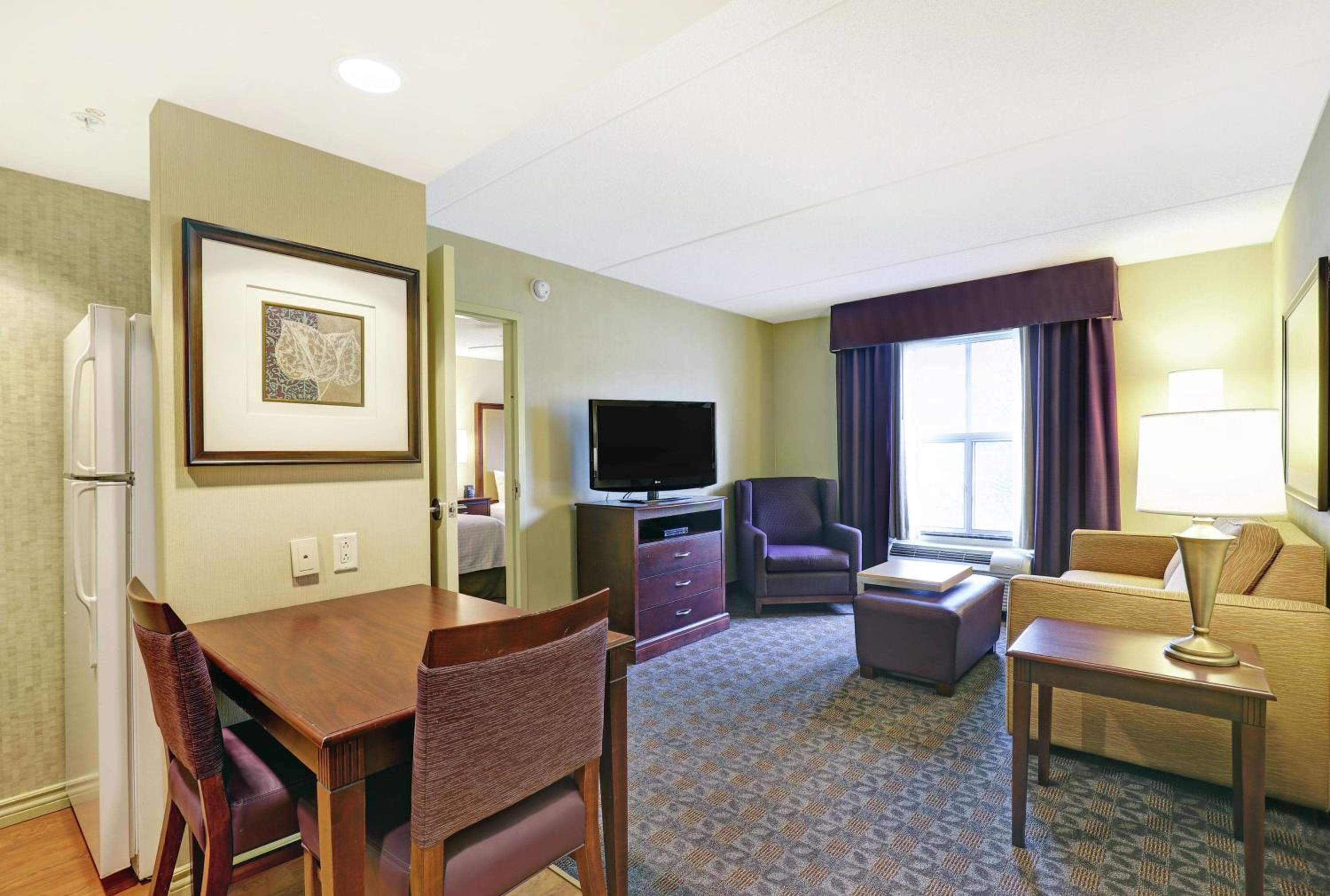 Homewood Suites by Hilton Cambridge-Waterloo, Ontario, Cambridge, photo 2